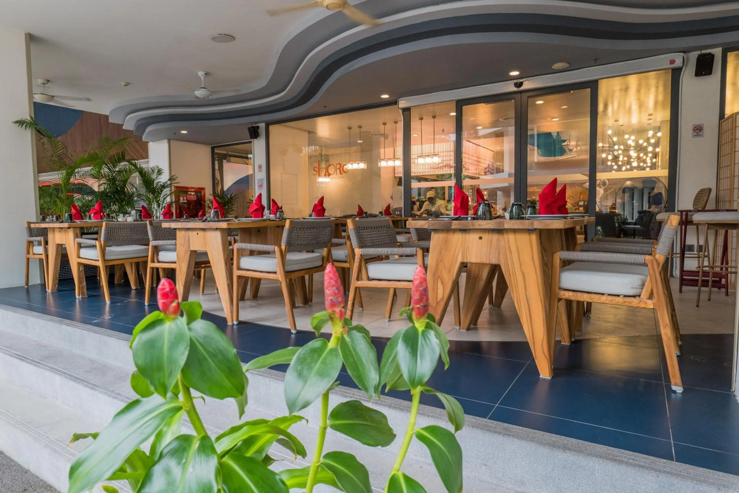 Restaurant/places to eat in Hotel Clover Patong Phuket - SHA Plus