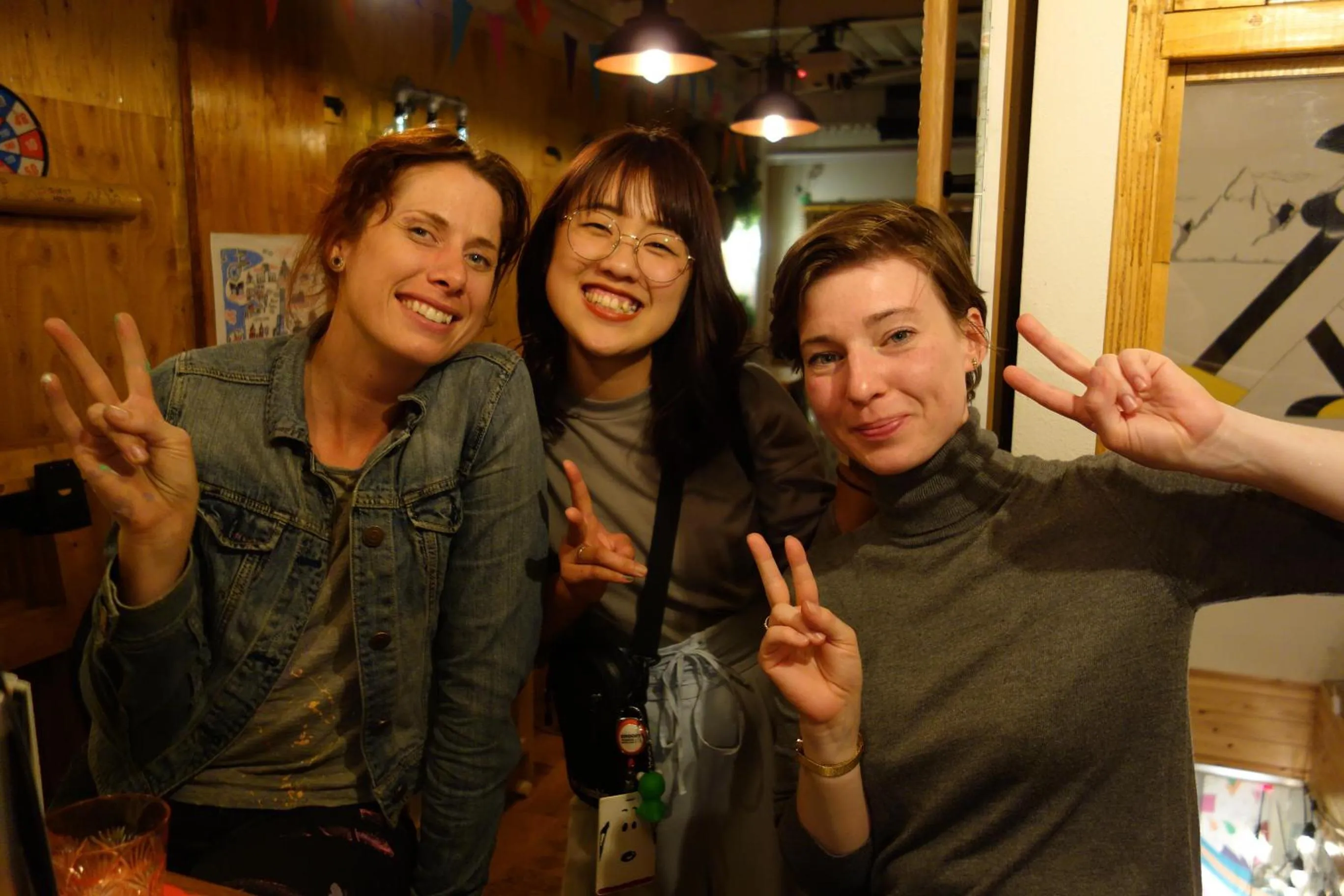 Lounge or bar in R Guest House