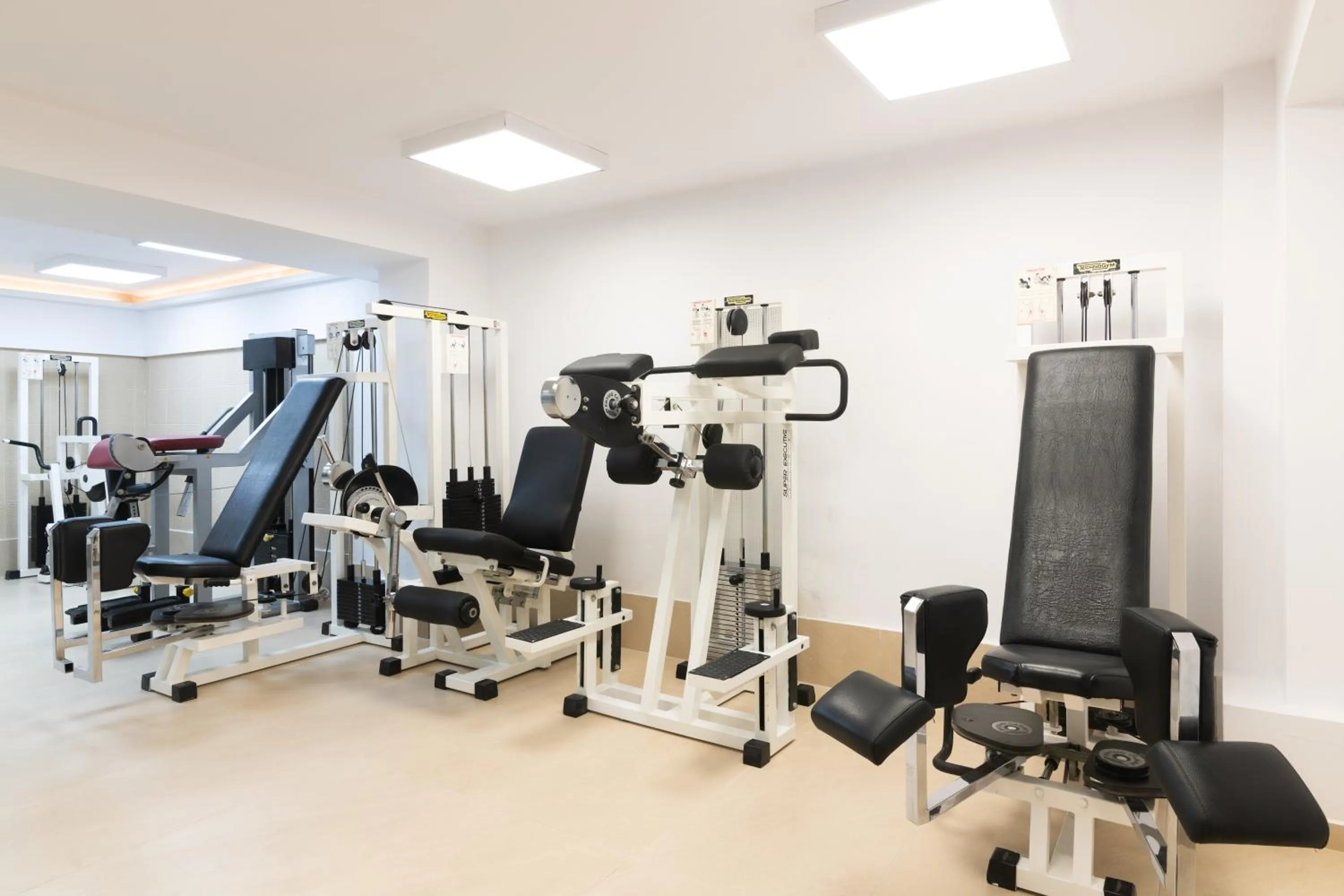 Hotel St.John Suites Adults Only