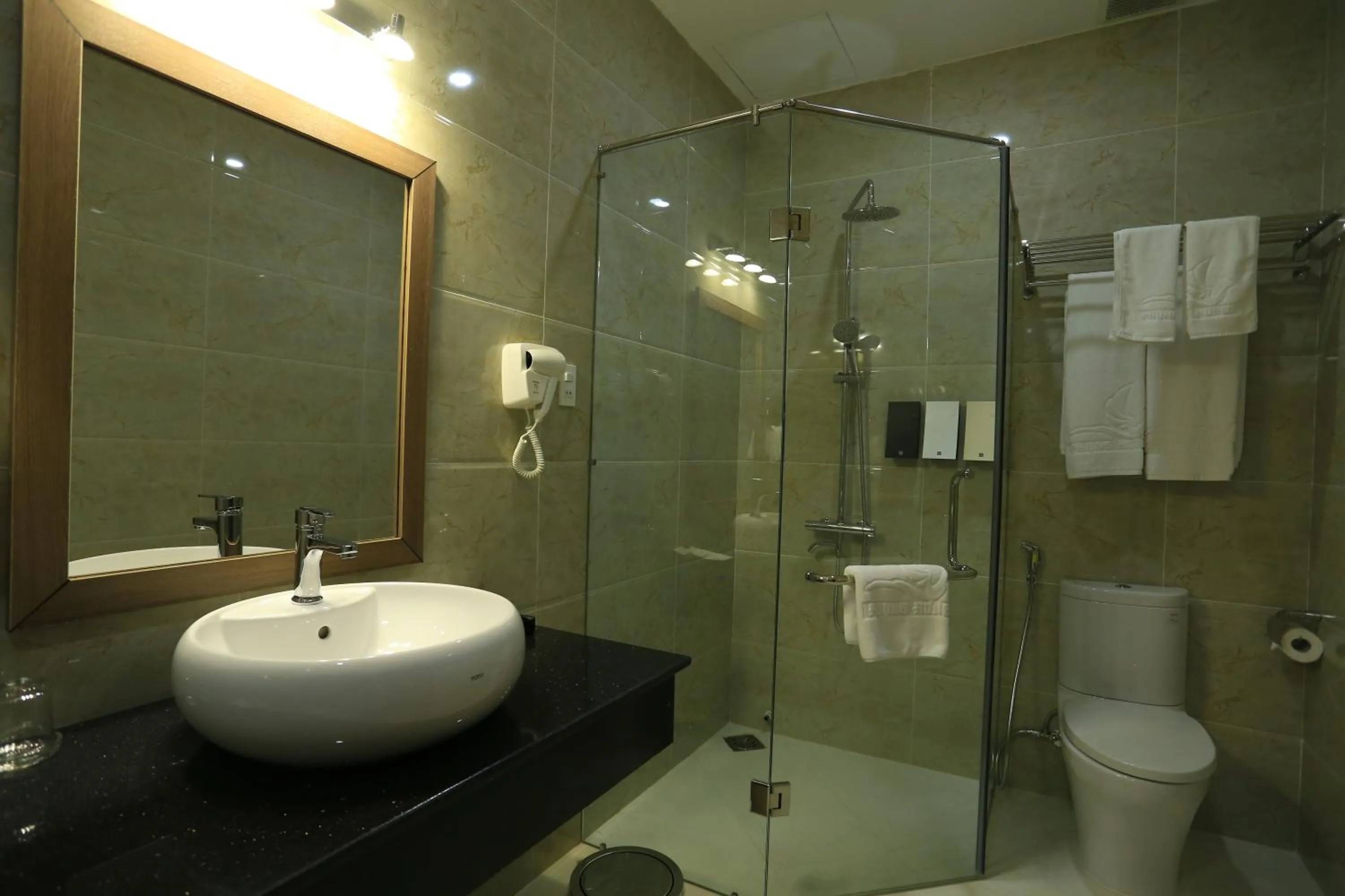 Phung Hung Boutique Hotel