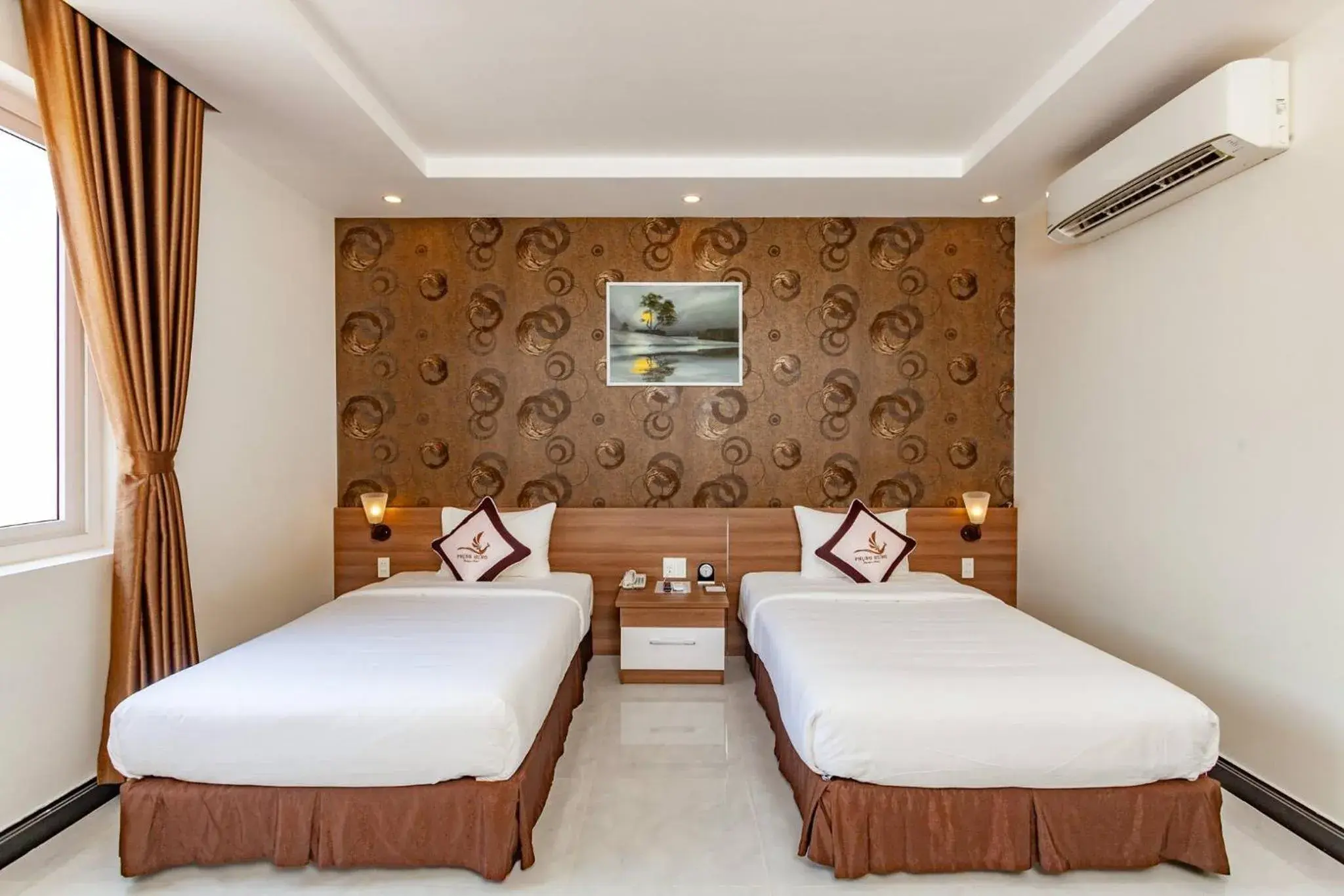 Deluxe Twin Room - single occupancy in Phung Hung Boutique Hotel Deluxe Twin Room - single occupancy in Phung Hung Boutique Hotel