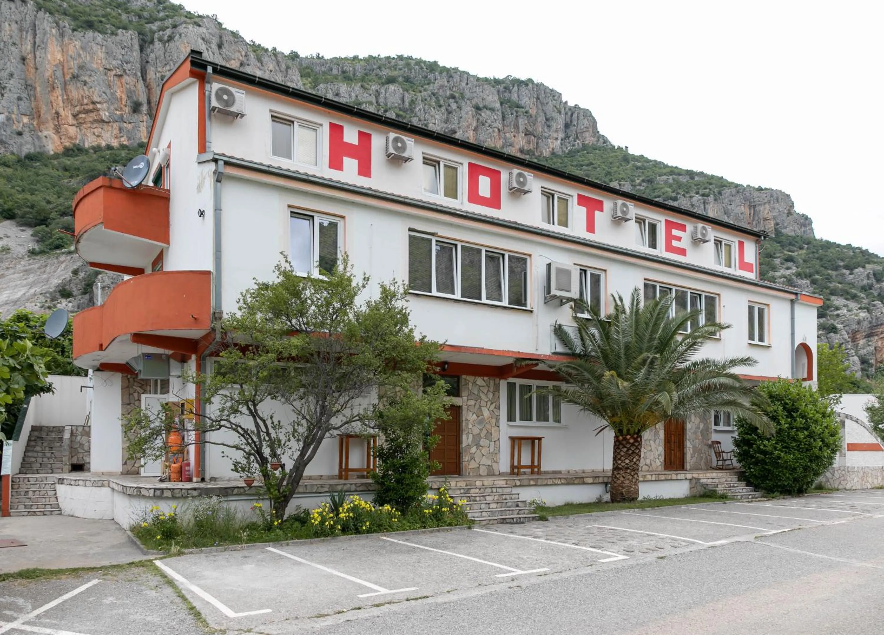 Property building in Hostel Izvor