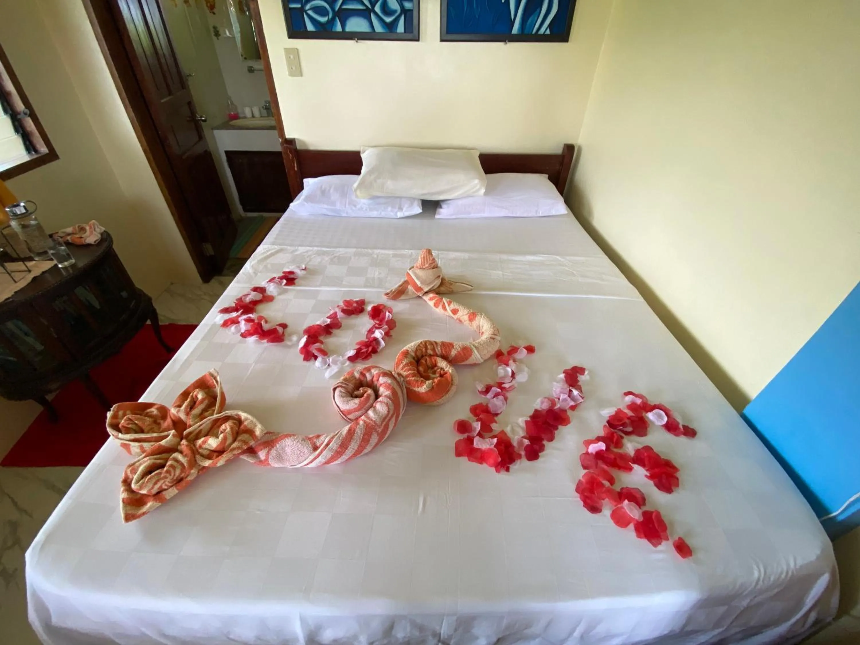 Bed in Santa Claus Hilltop