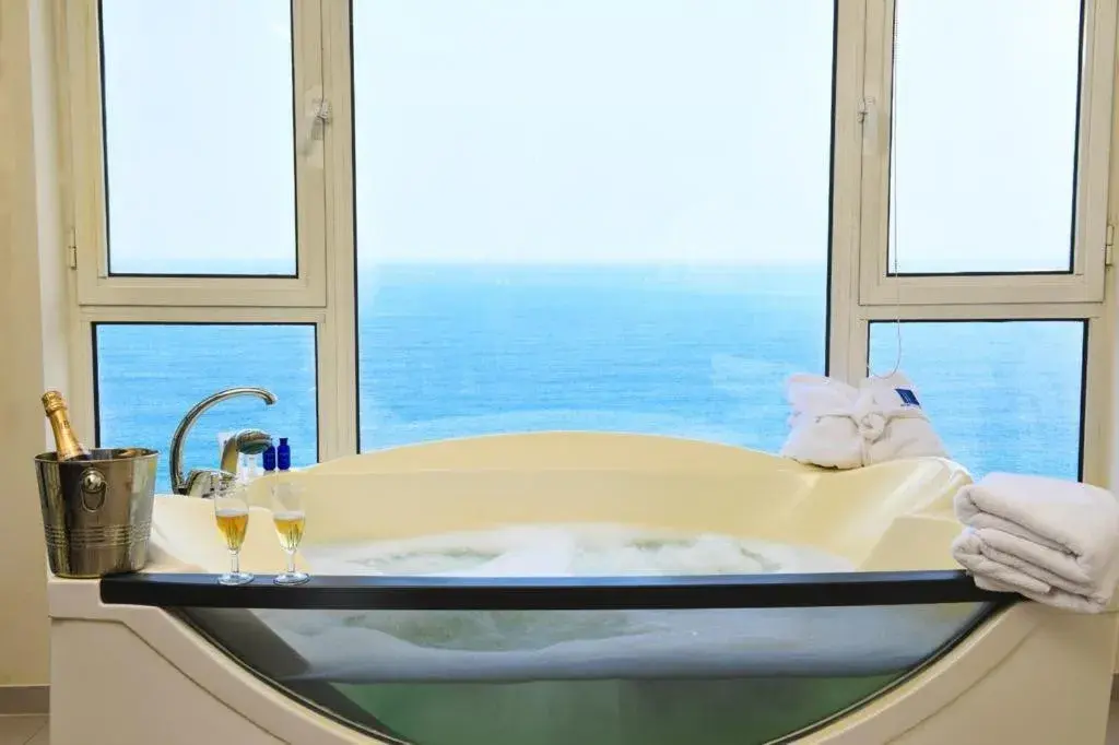 Suite with Spa Bath in Portaluna Hotel & Resort Suite with Spa Bath in Portaluna Hotel & Resort