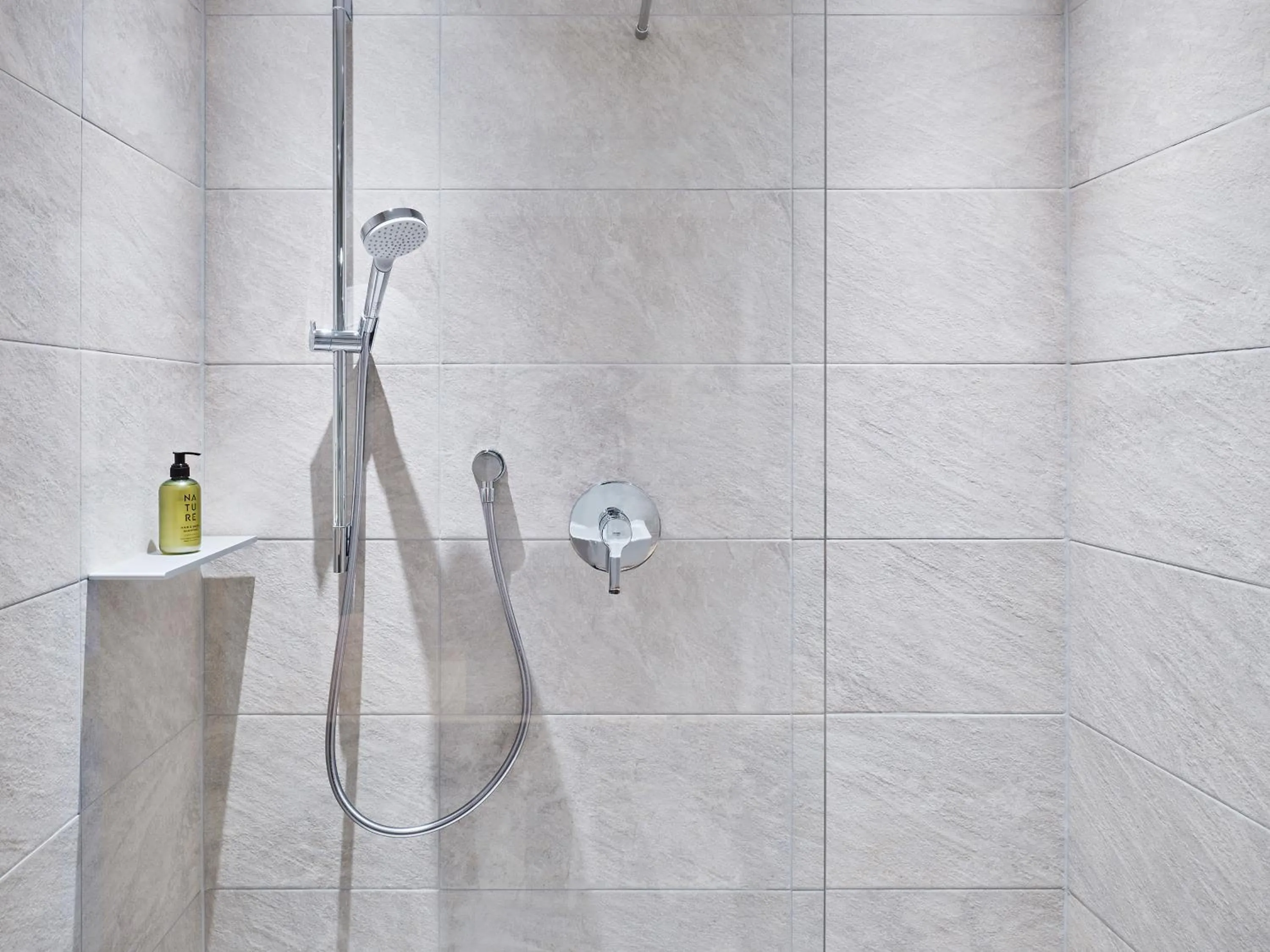 Shower in Genuss - und Vitalhotel Moisl