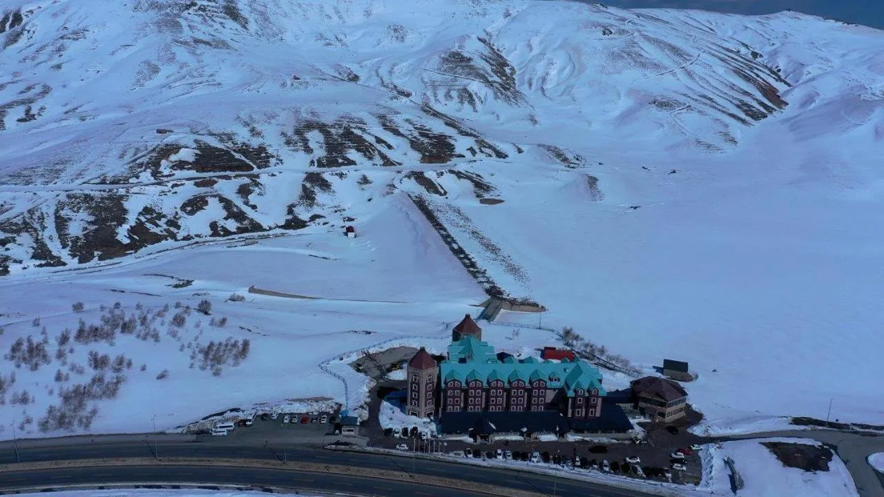 Property building in Mirada Del Lago