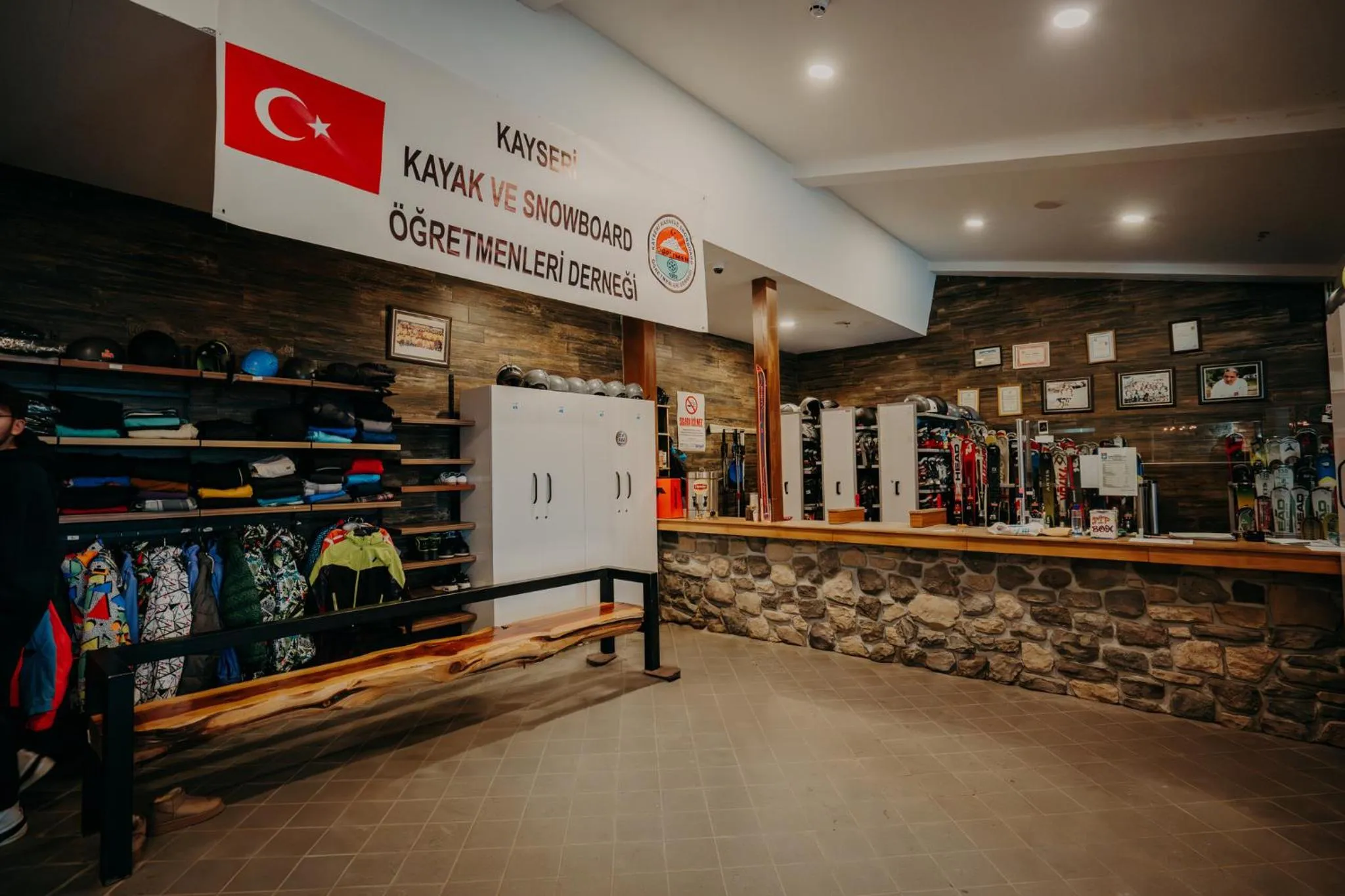 Ski School in Mirada Del Lago