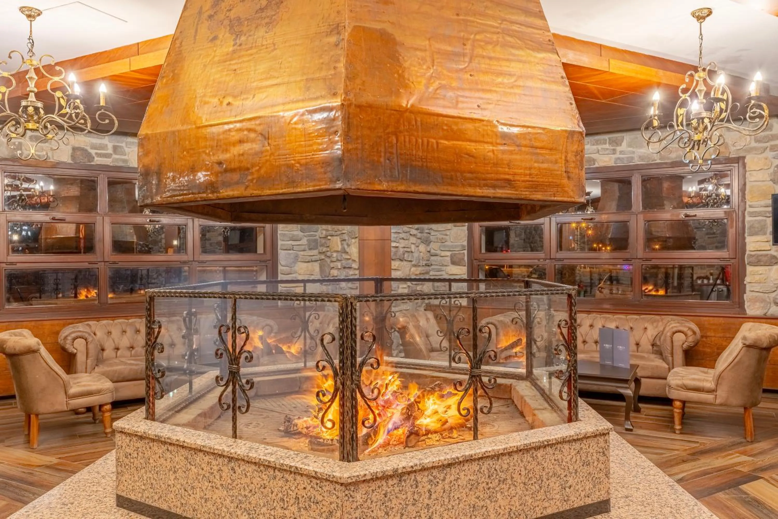 Restaurant/places to eat in Mirada Del Lago