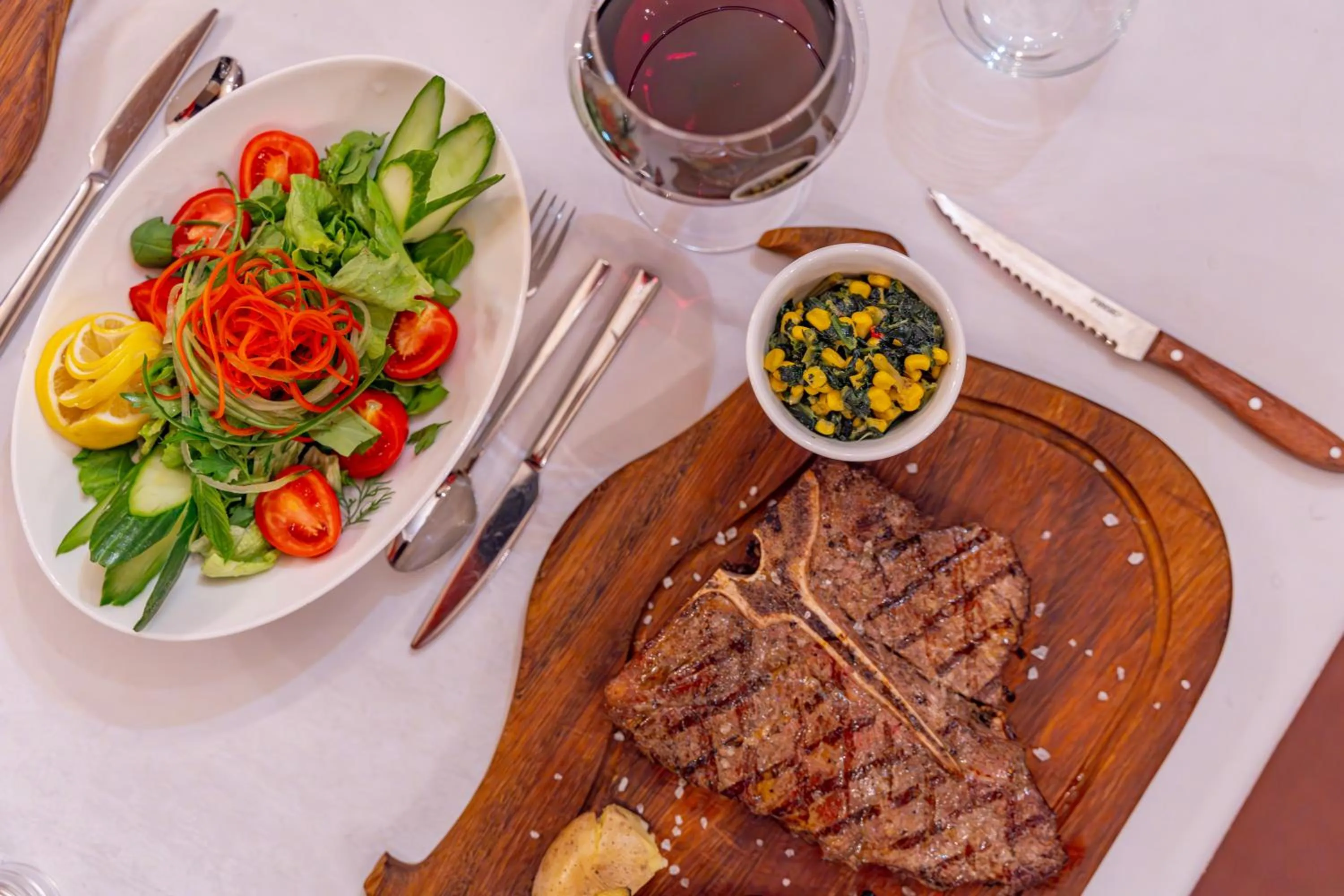 Food and drinks in Mirada Del Lago