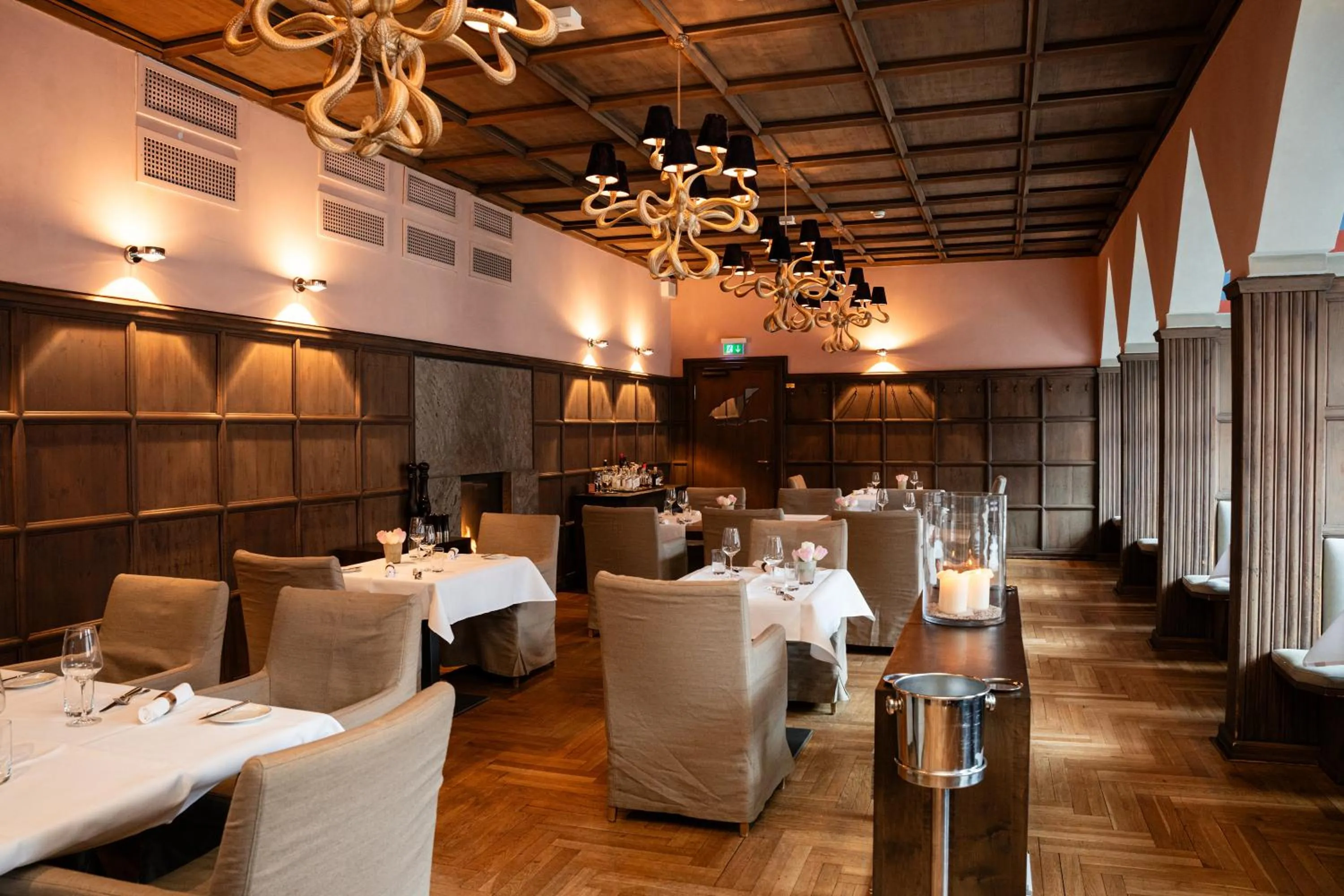 Restaurant/places to eat in Waldhotel Stuttgart