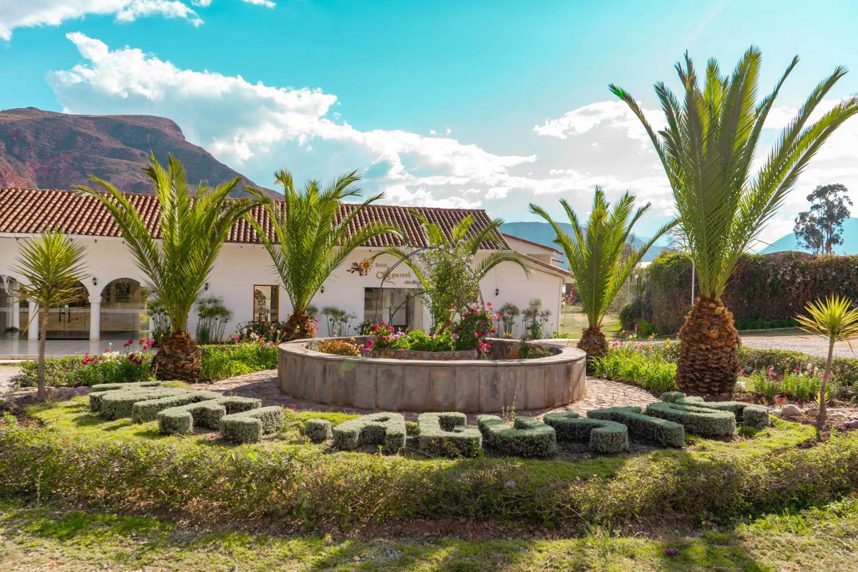 Facade/entrance in Hotel Agustos Urubamba