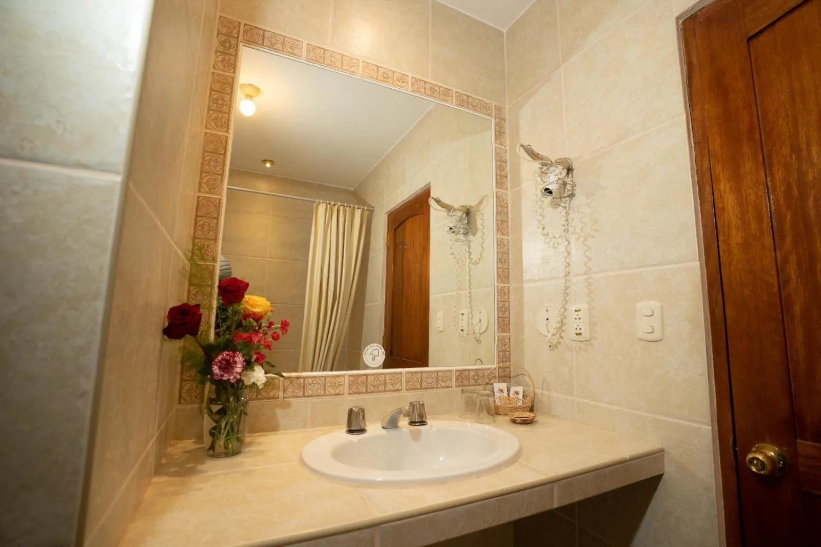 Bathroom in Hotel Agustos Urubamba