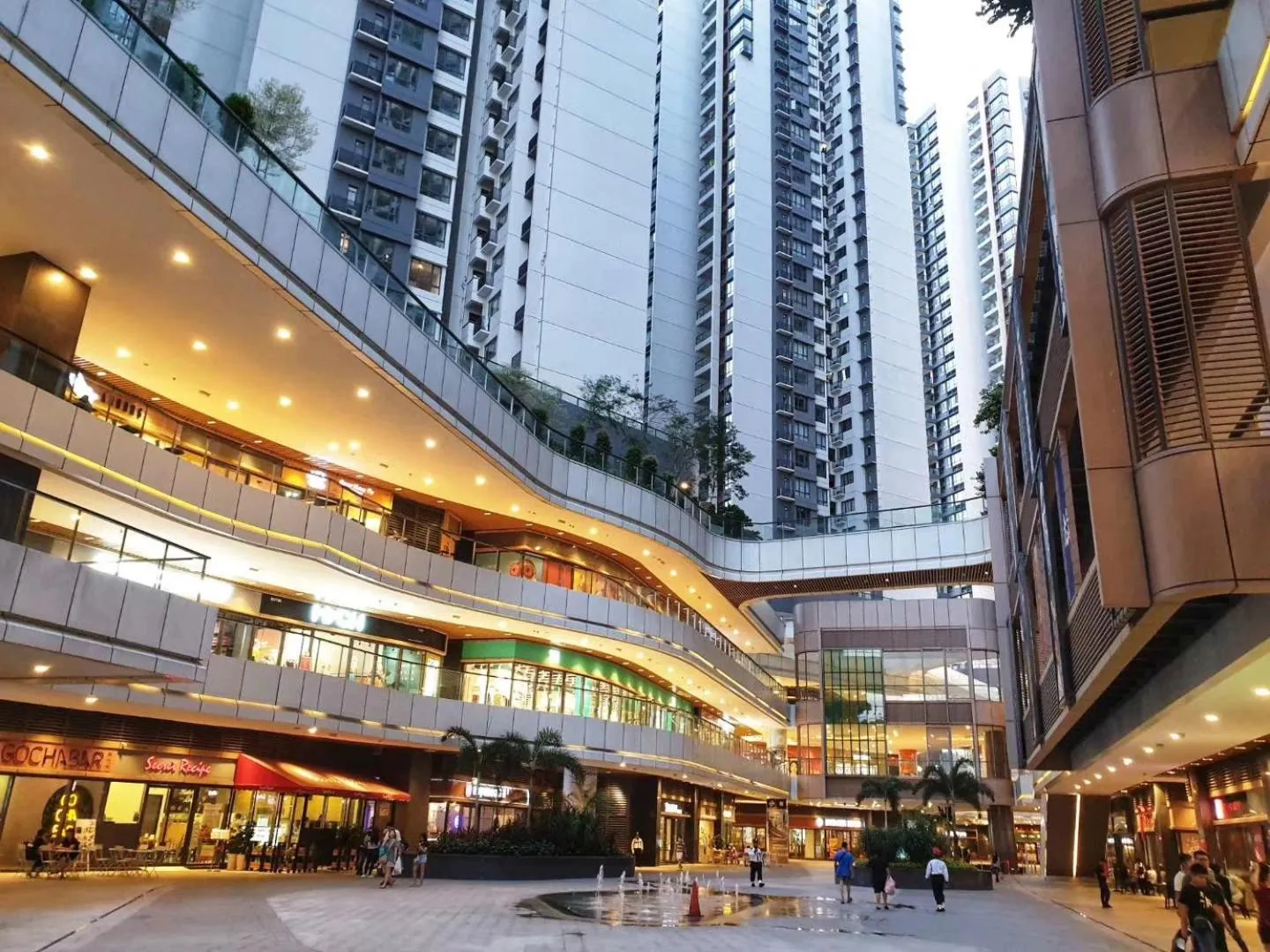 Property building in JB City CIQ-R&F Shopping Mall Apartment