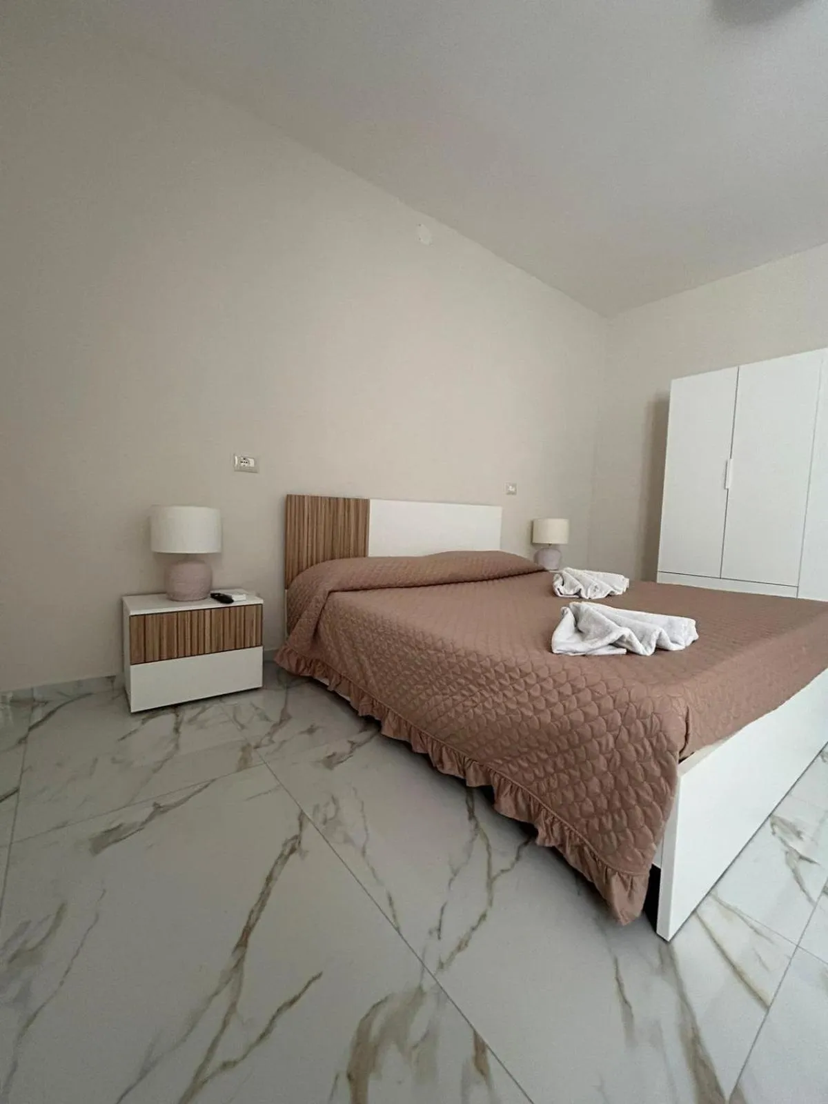 Bed in Hotel Dei Pini