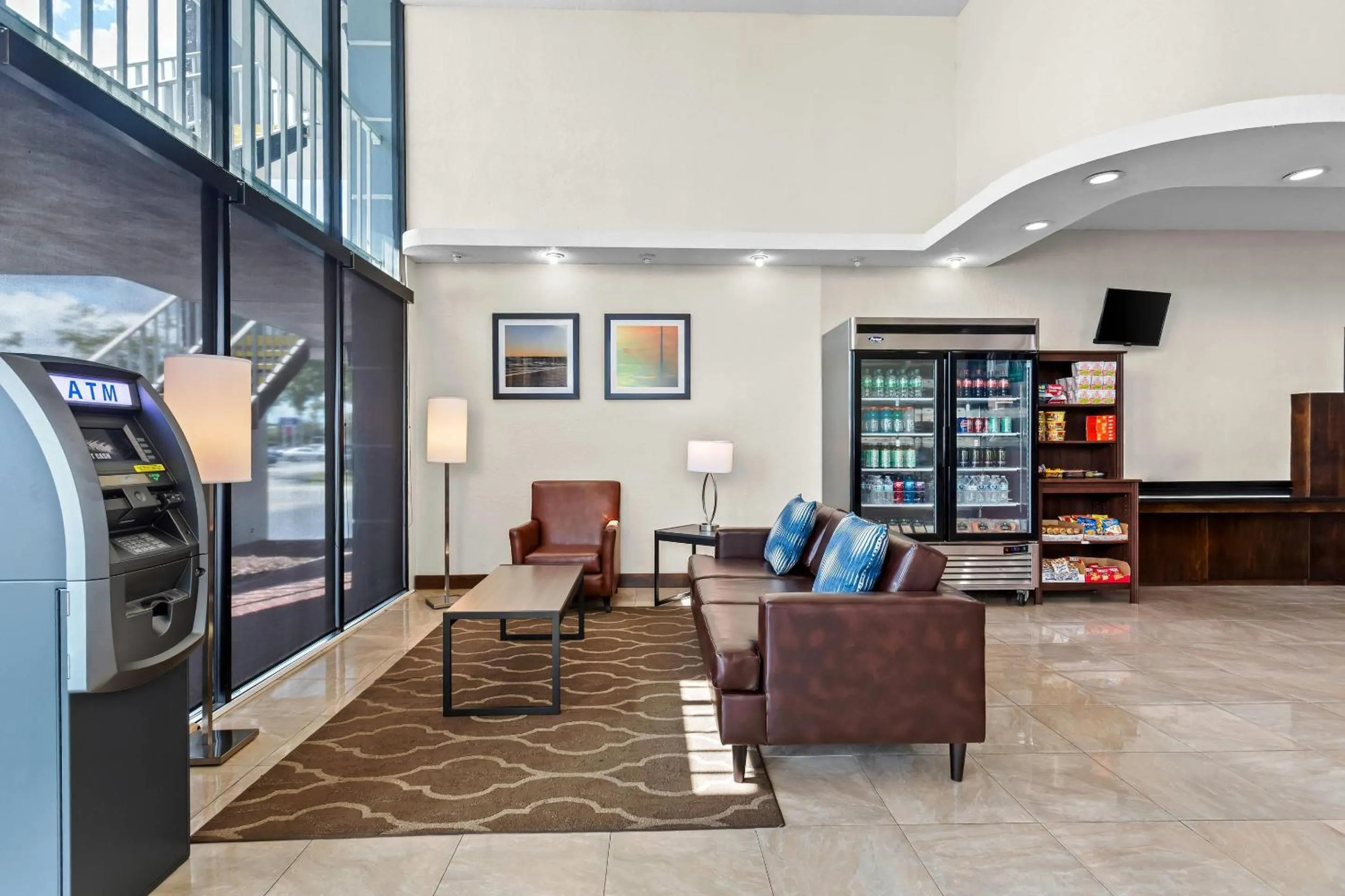 Lobby or reception in Quality Inn & Suites at Tropicana Field