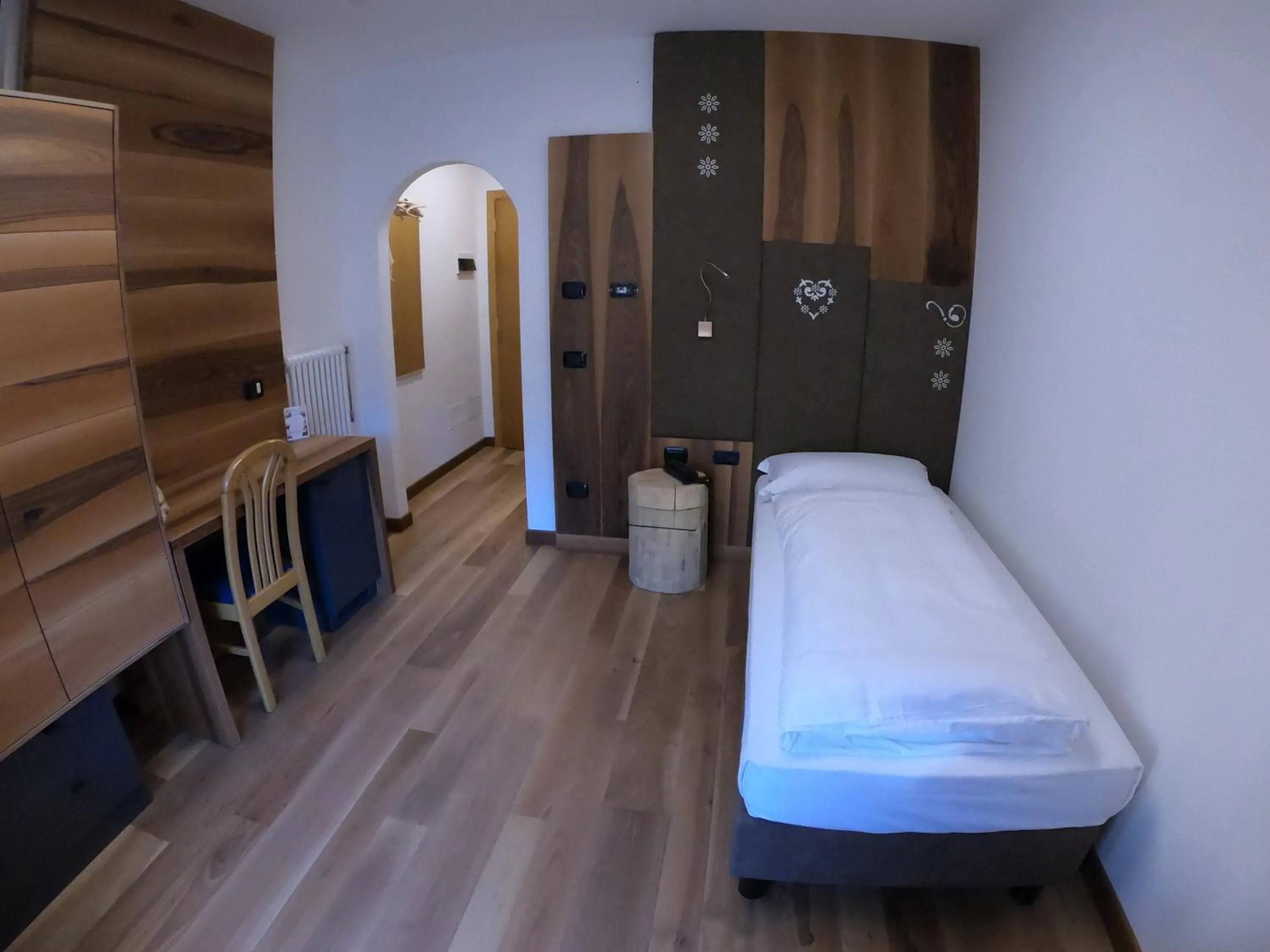 Bed in Hotel Cristallo