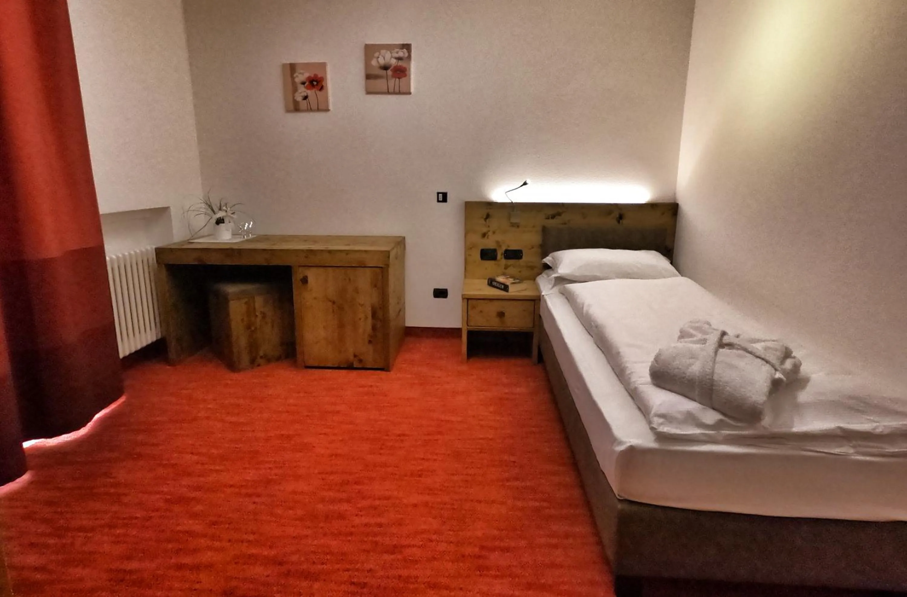 Bed in Hotel Cristallo