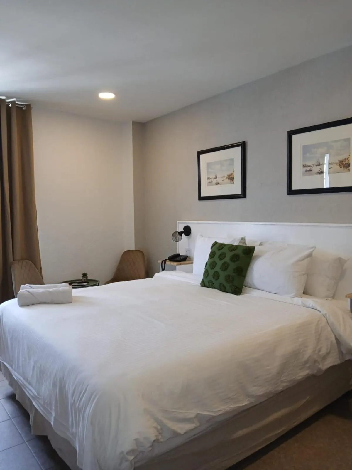 Bed in San Marco Hotel Curacao & Casino