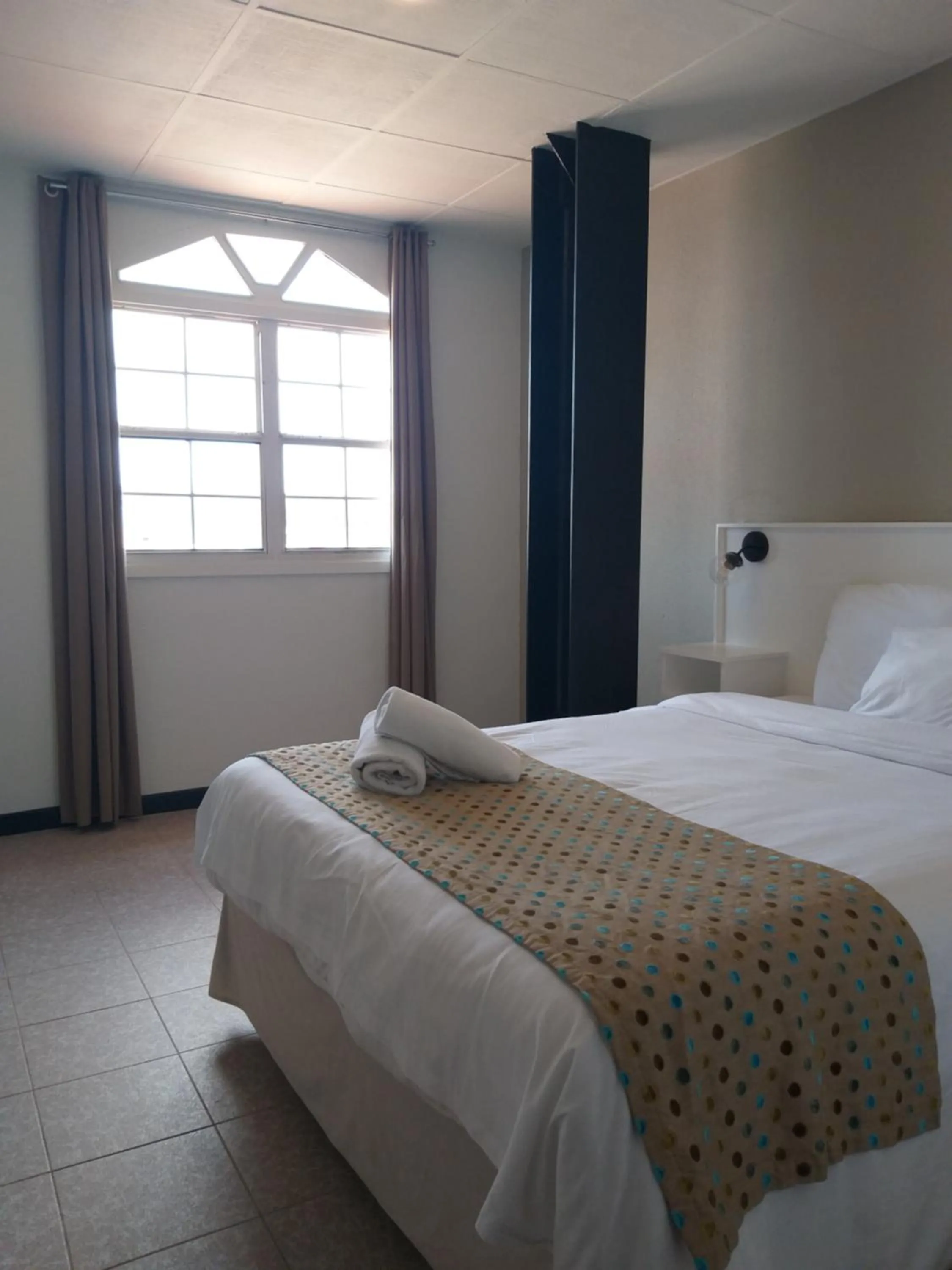 Bed in San Marco Hotel Curacao & Casino