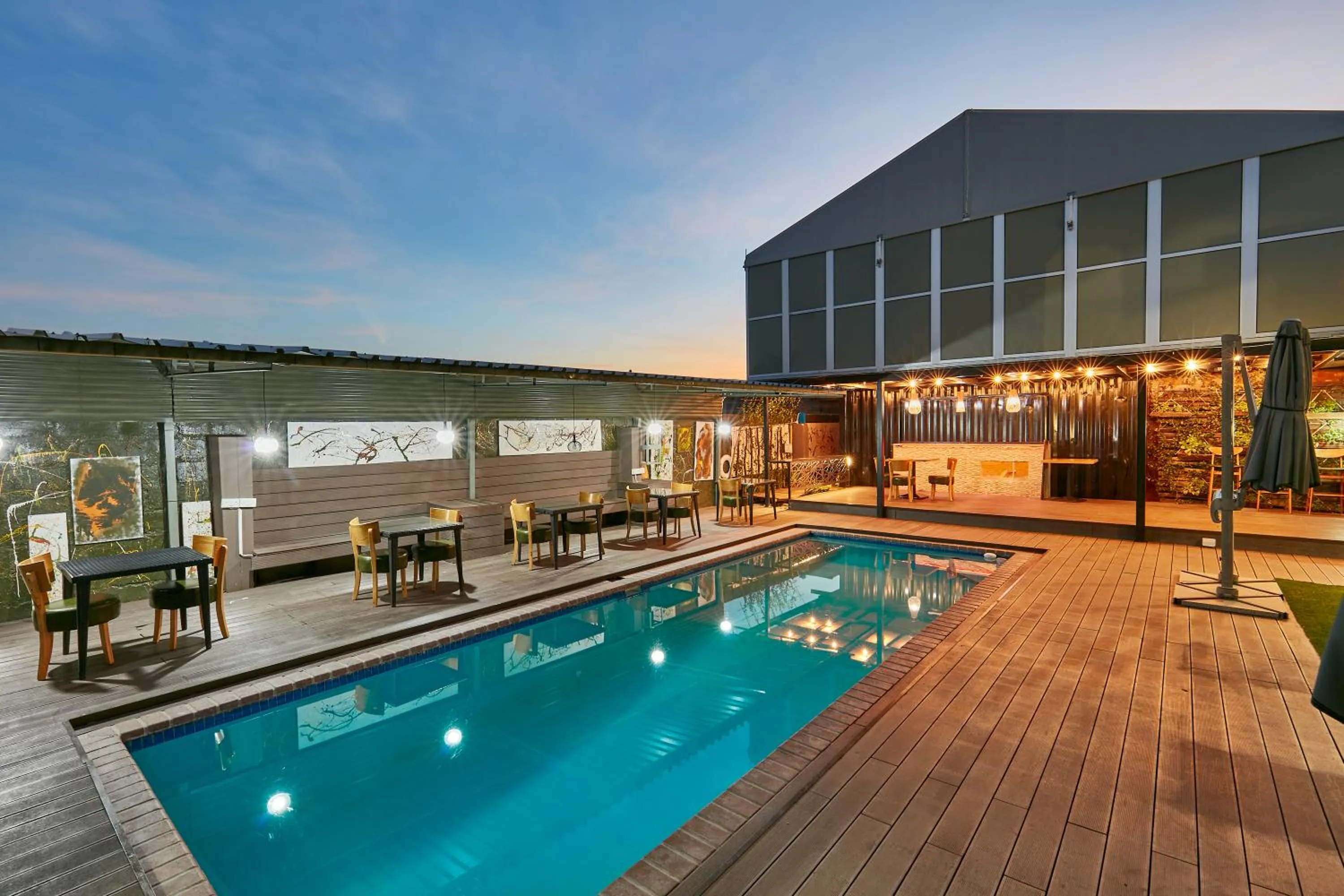 Pool view in Phudzi Hotel