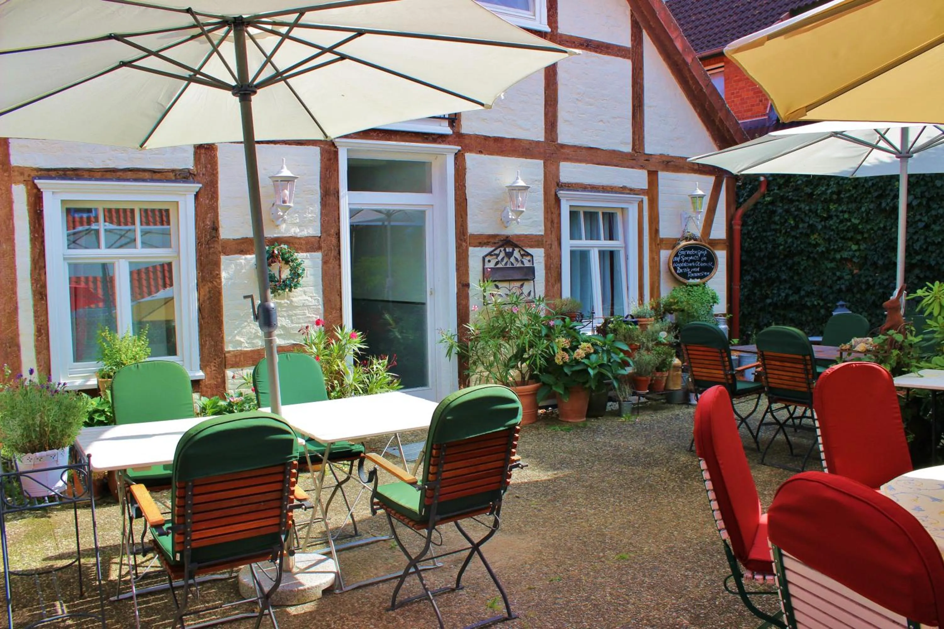 Garden in Hotel Garni Zur Linde