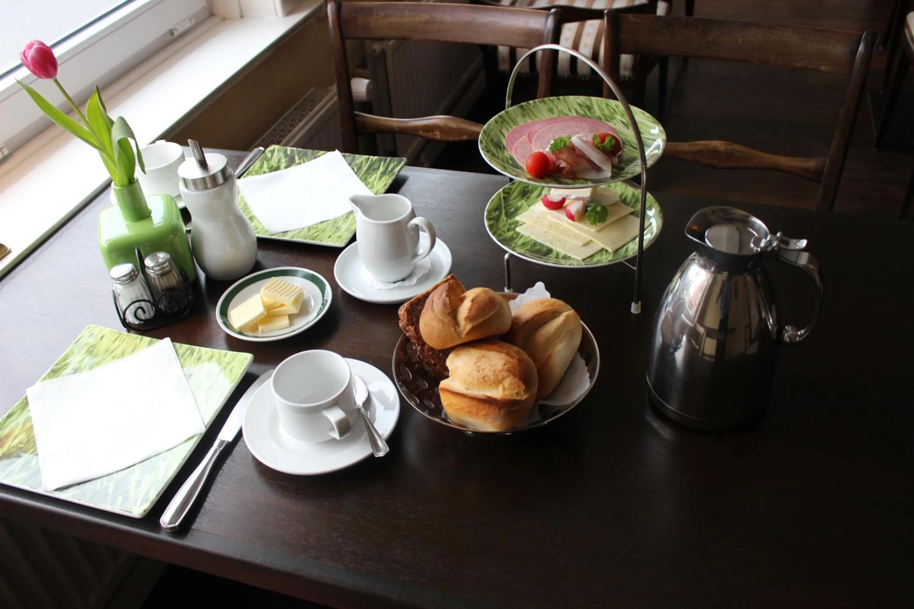 Continental breakfast in Hotel Garni Zur Linde