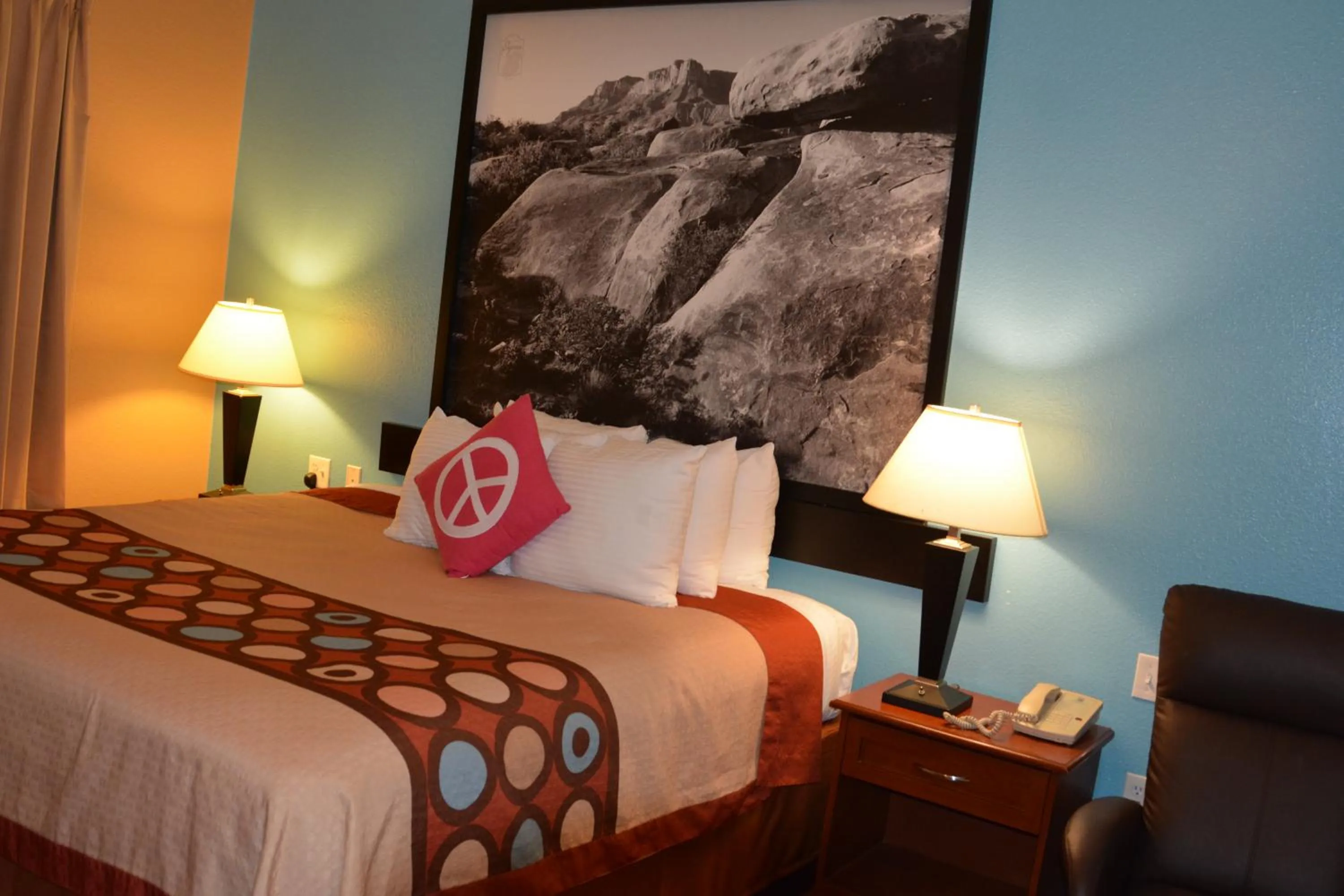 Bed in Super 8 by Wyndham Austin/Airport South