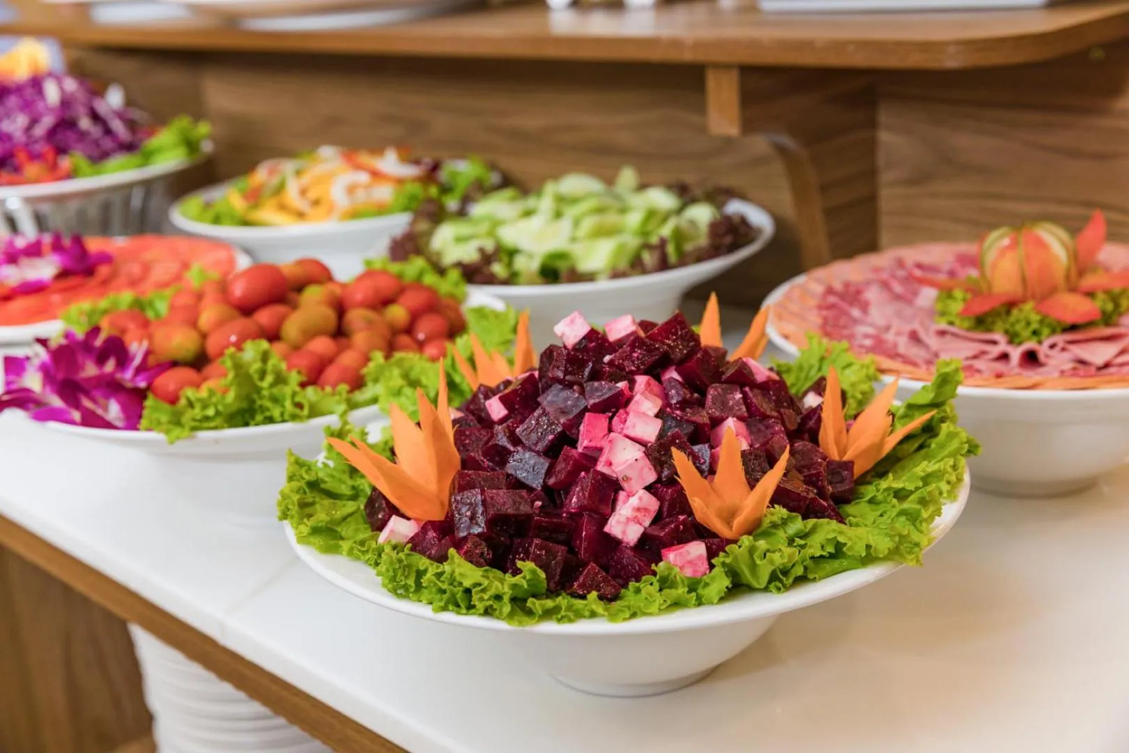 Restaurant/places to eat in Aaron Hotel