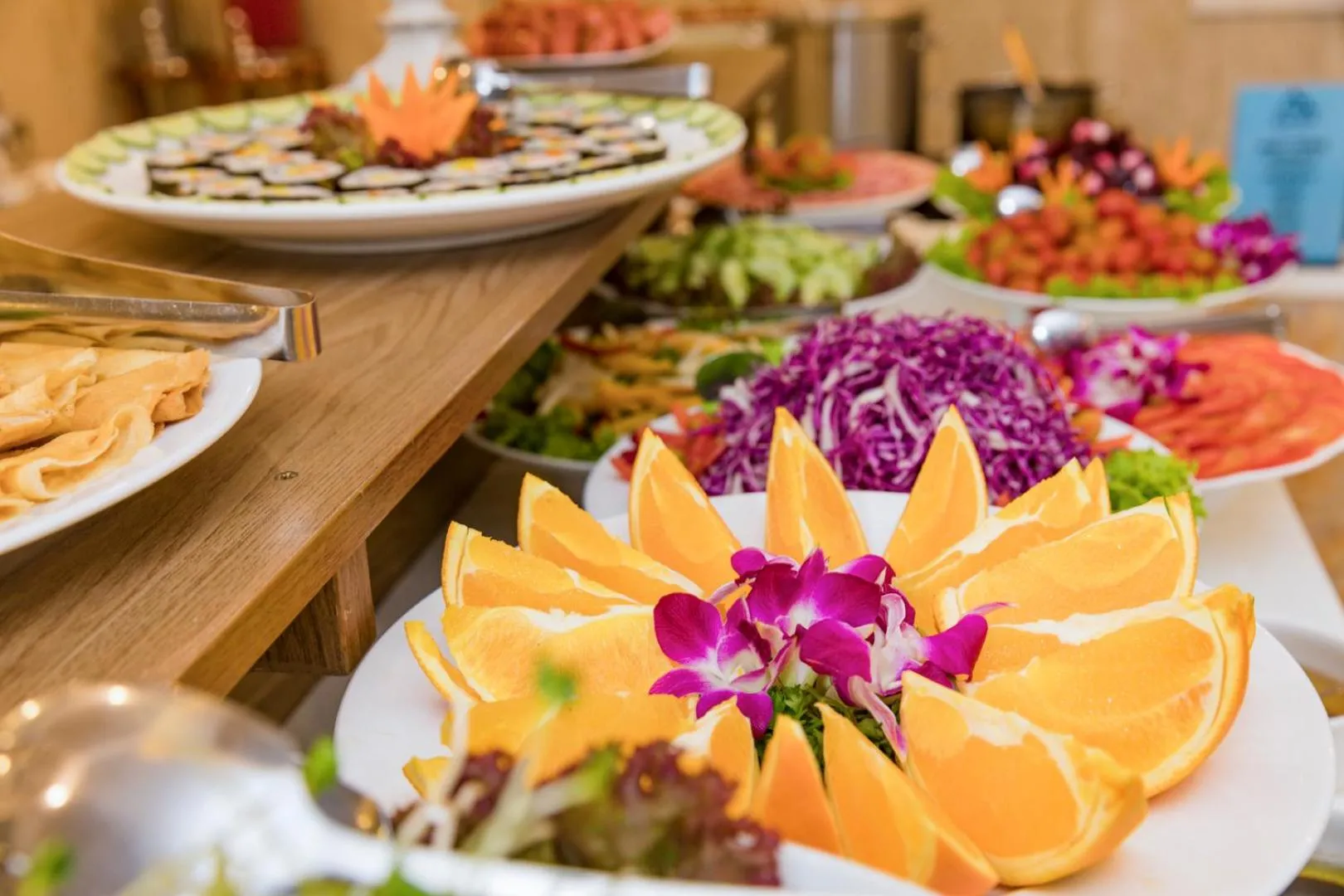 Restaurant/places to eat in Aaron Hotel