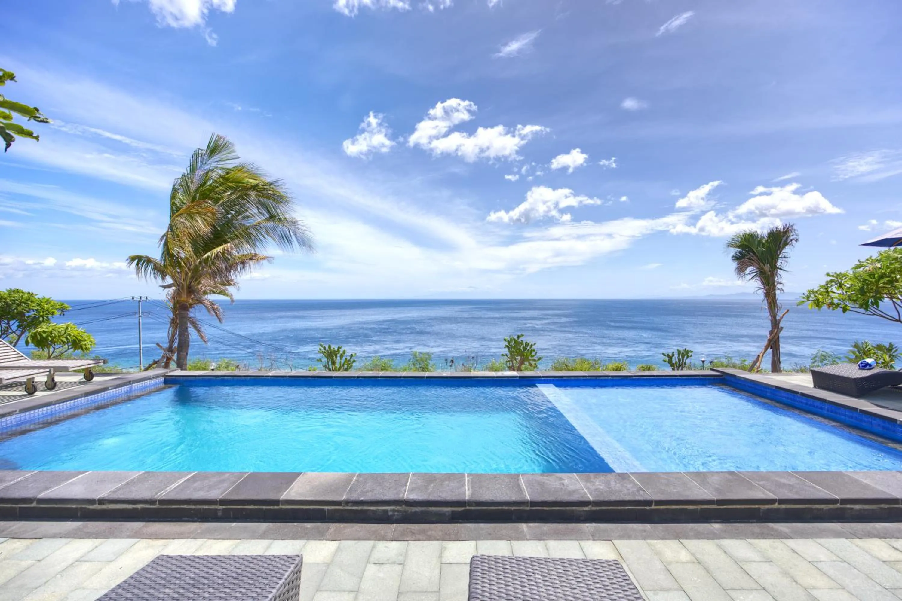 Swimming pool in Song Cang Bungalow