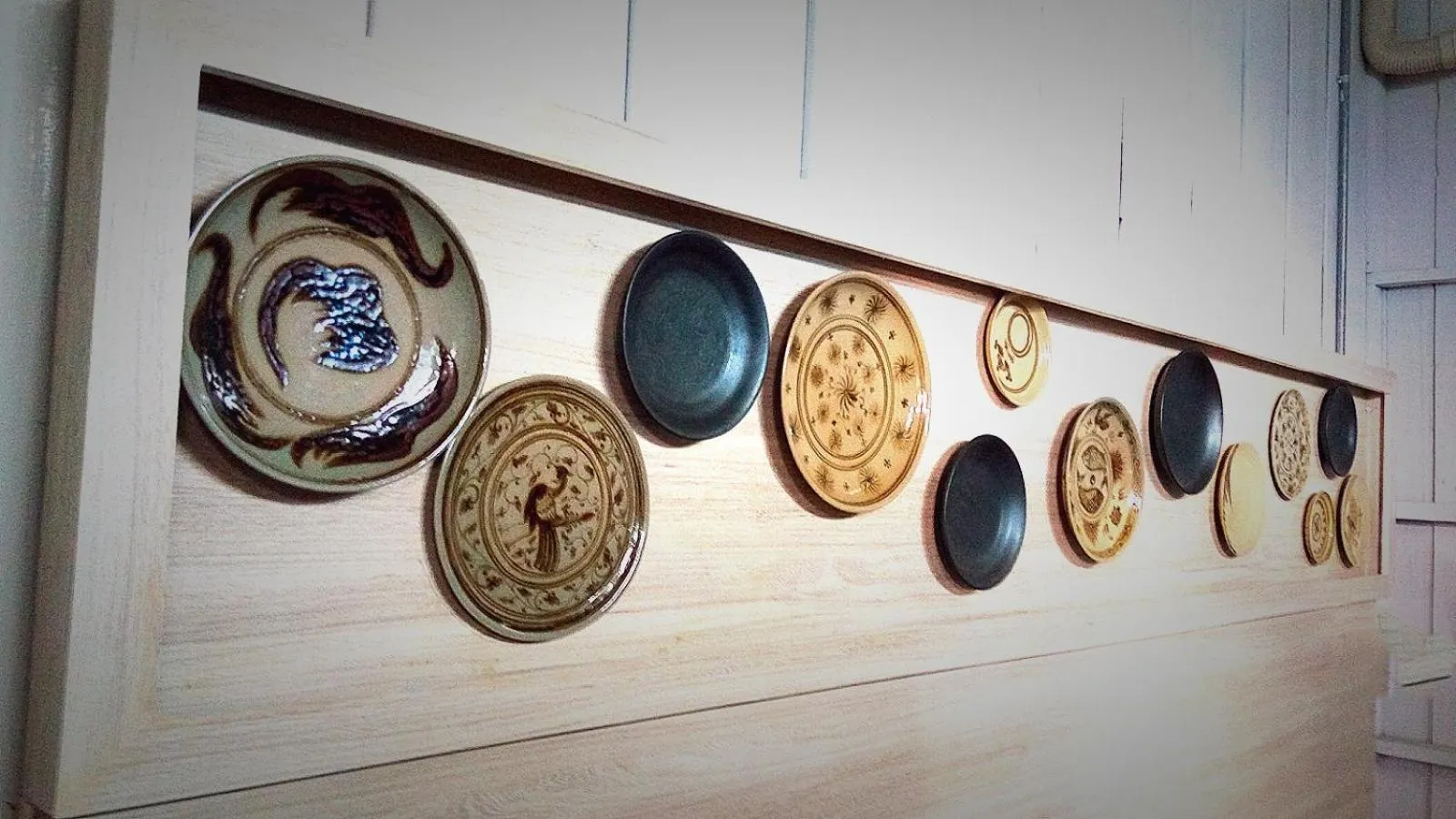 Decorative detail in Baan Mai Kradan Hostel Chiang Rai