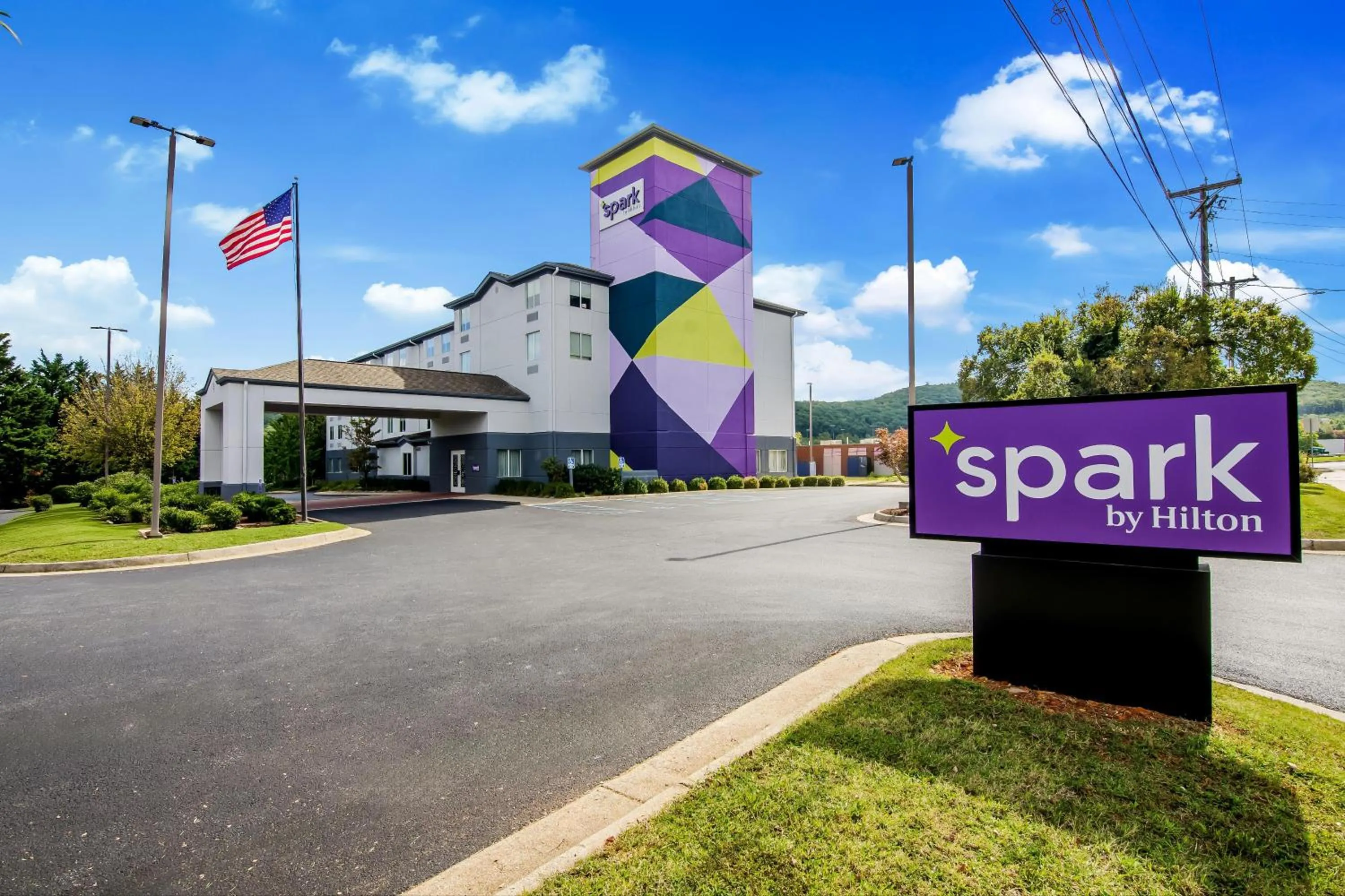 Property building in Spark by Hilton Lynchburg