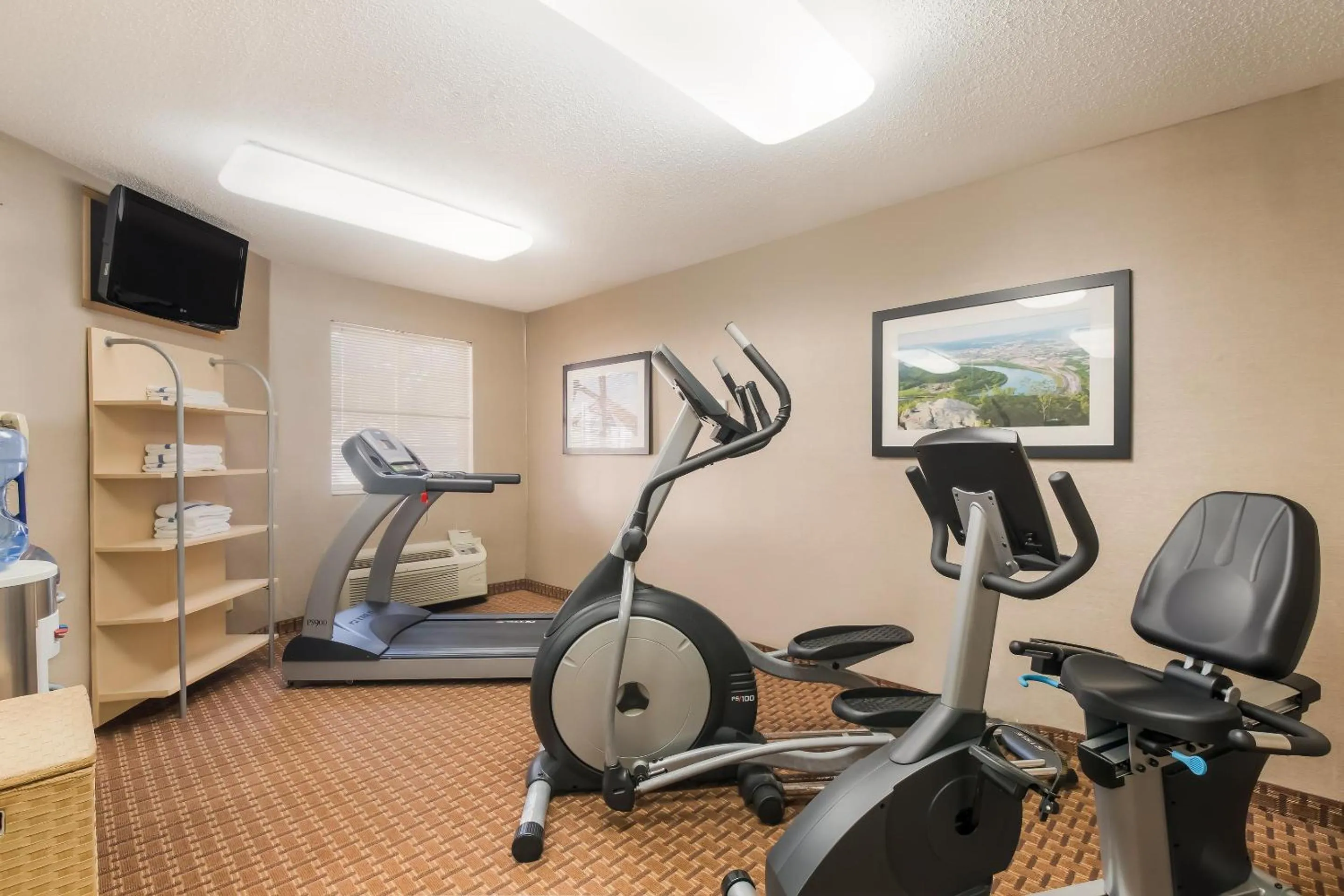 Fitness centre/facilities in MainStay Suites Chattanooga Hamilton Place