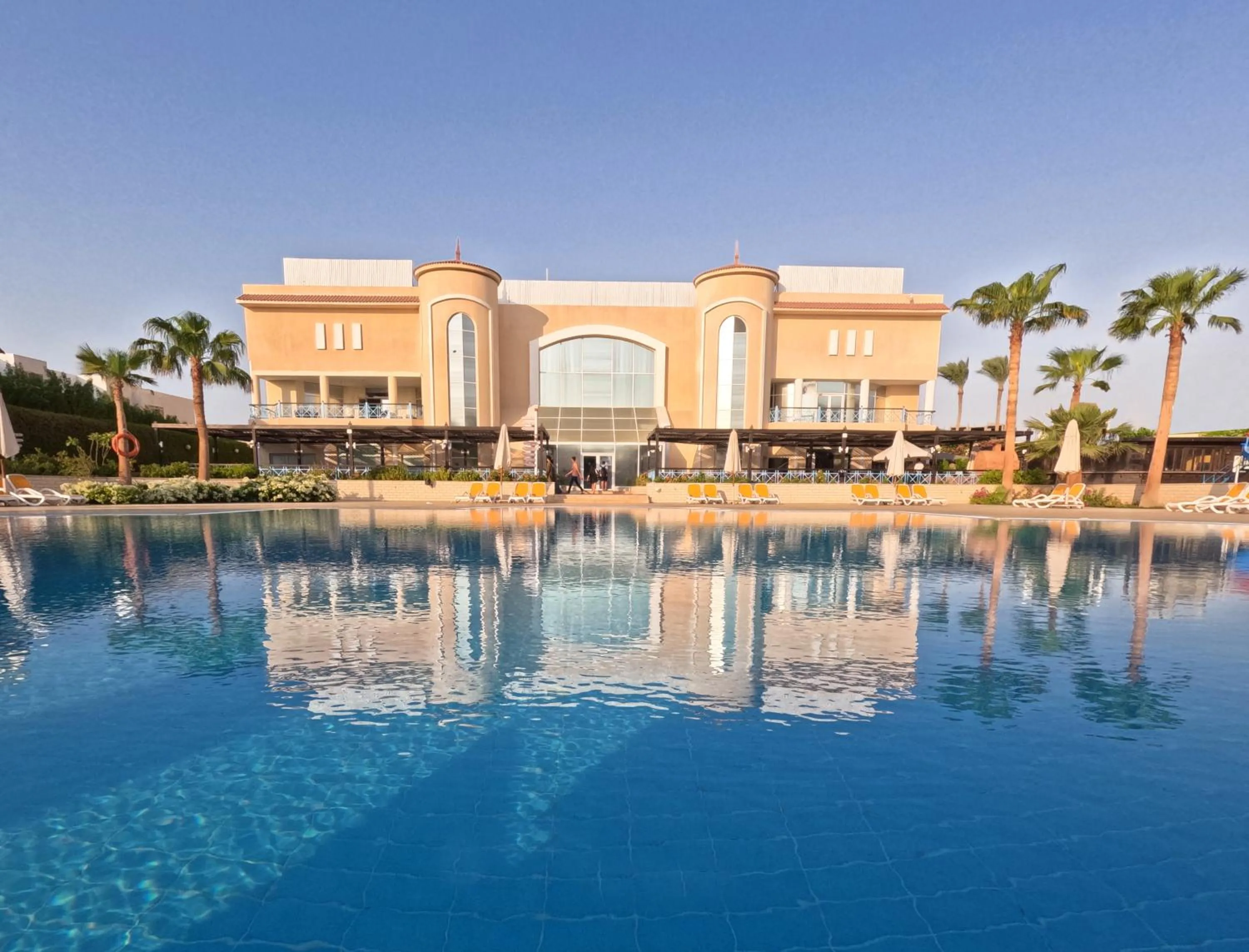 Swimming pool in Ivy Cyrene Island Aqua Park Resort