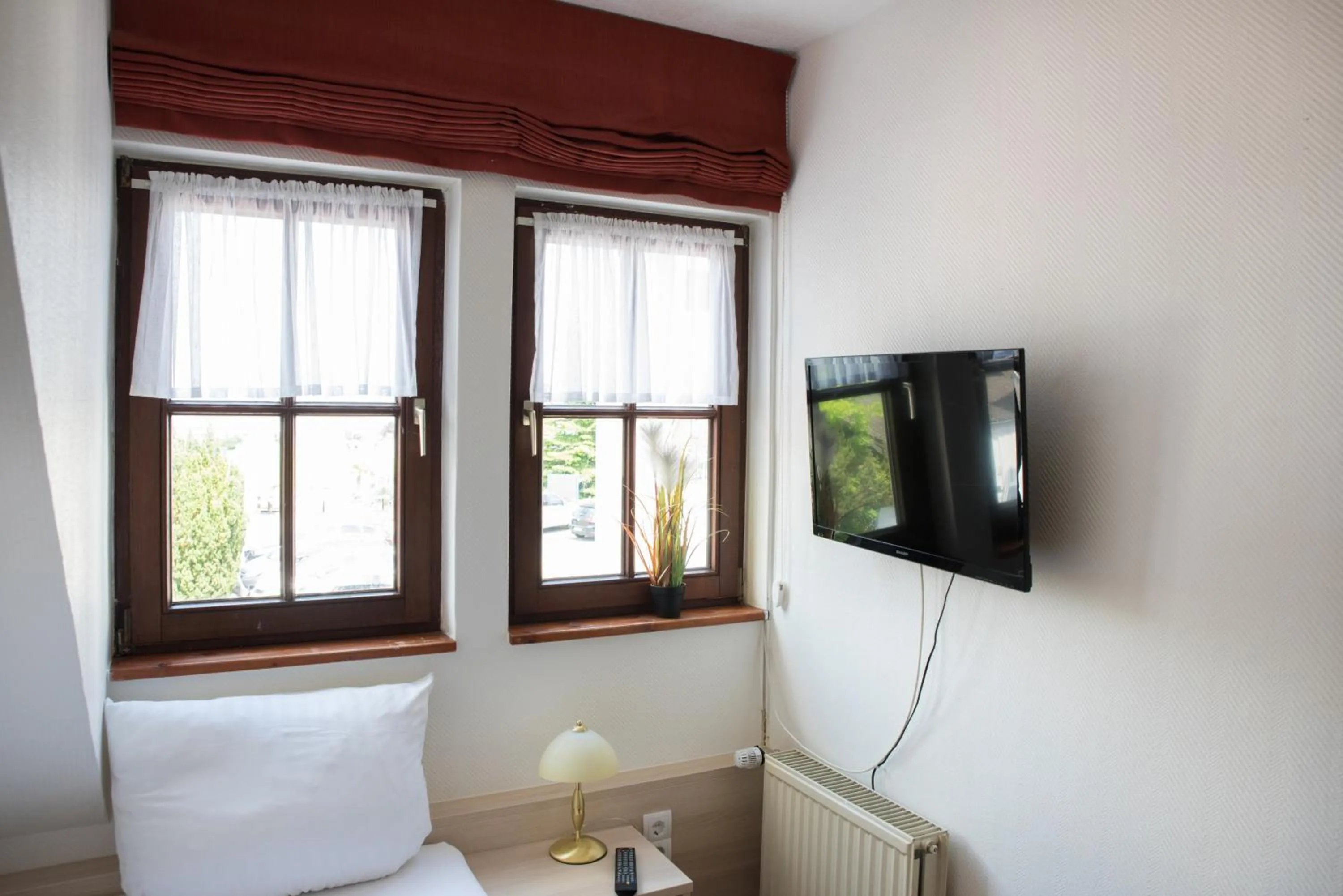 TV and multimedia in Hotel Up´n Diek