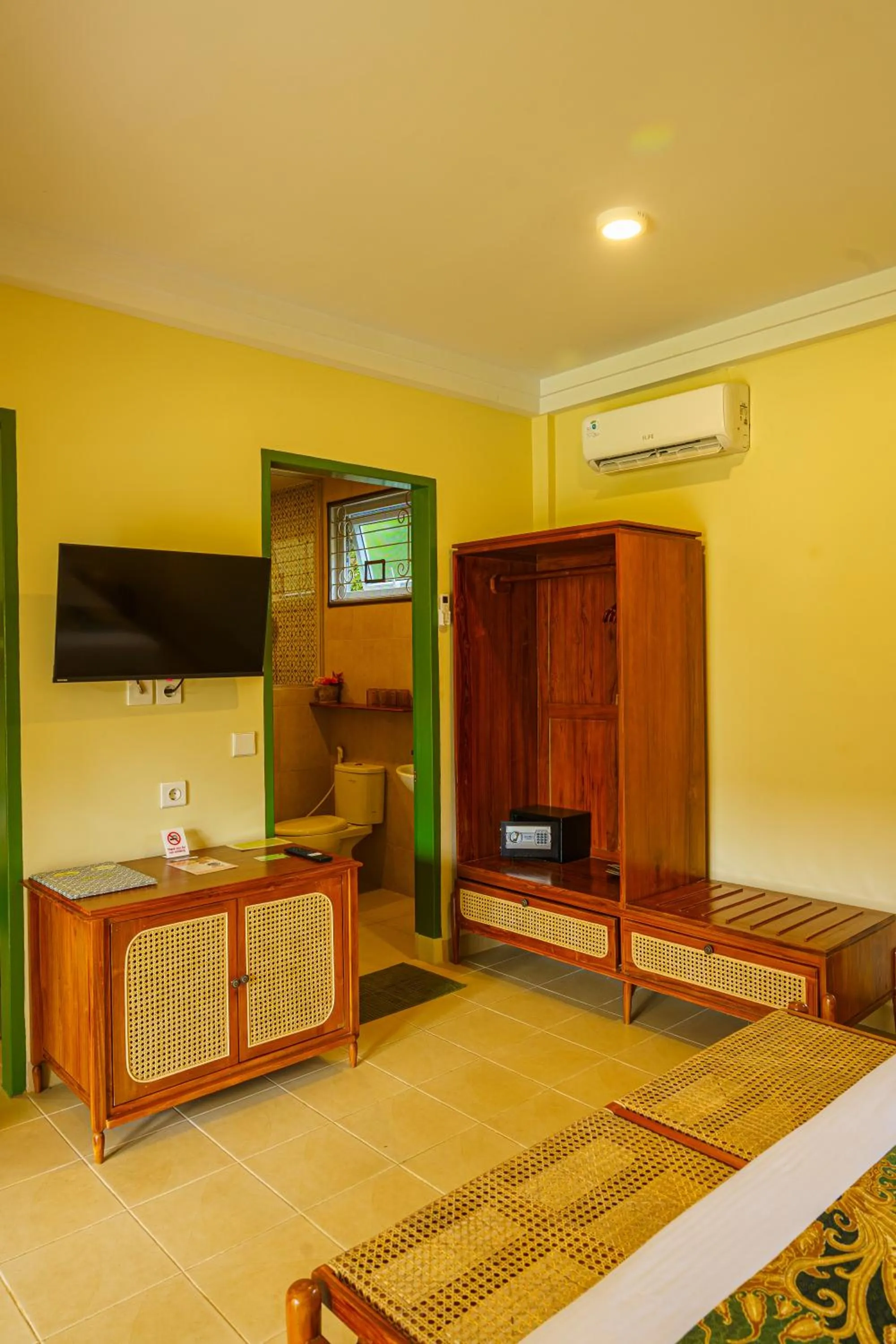 Bathroom in Hotel Deli River and Restaurant Omlandia