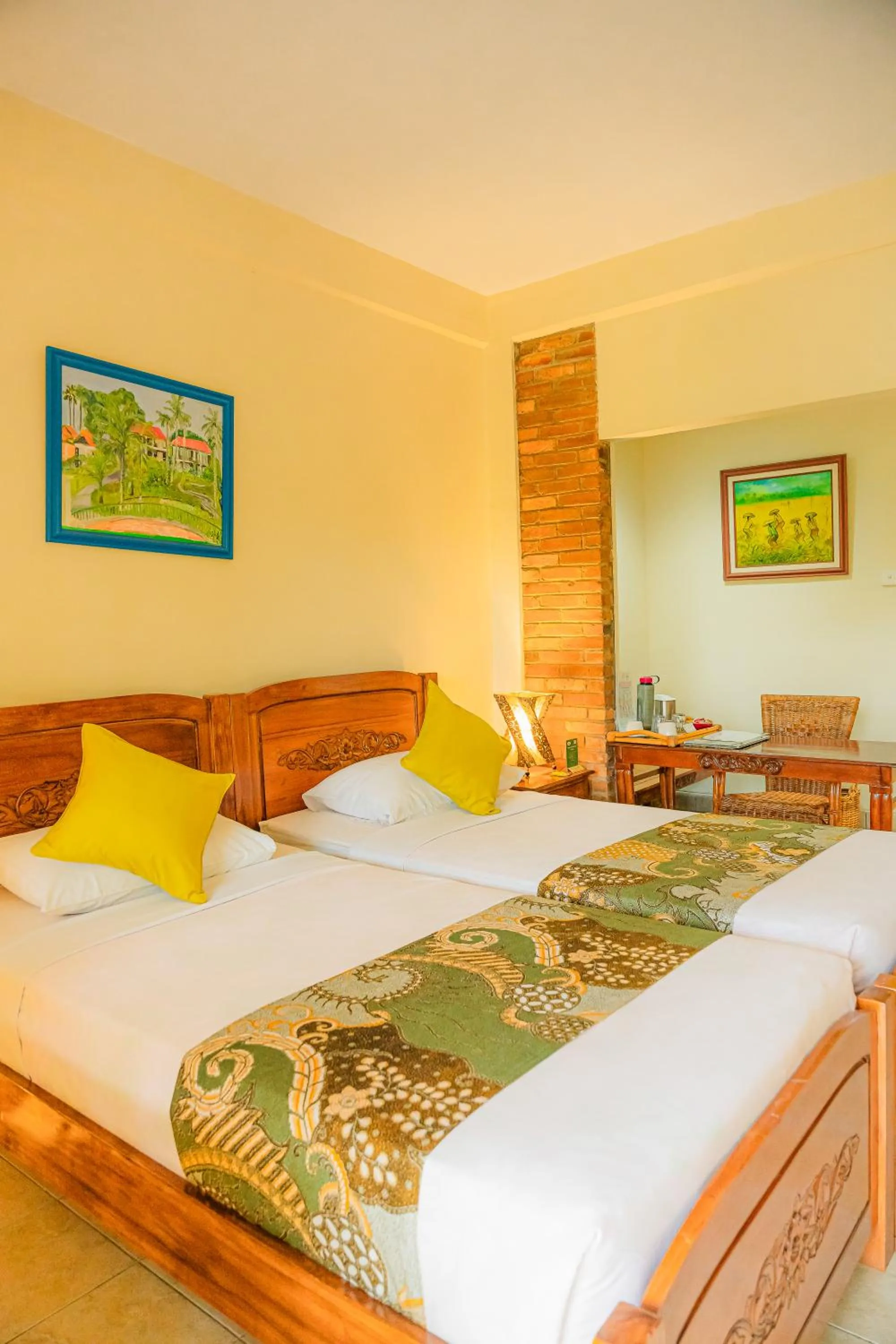Property building, Bed in Hotel Deli River and Restaurant Omlandia