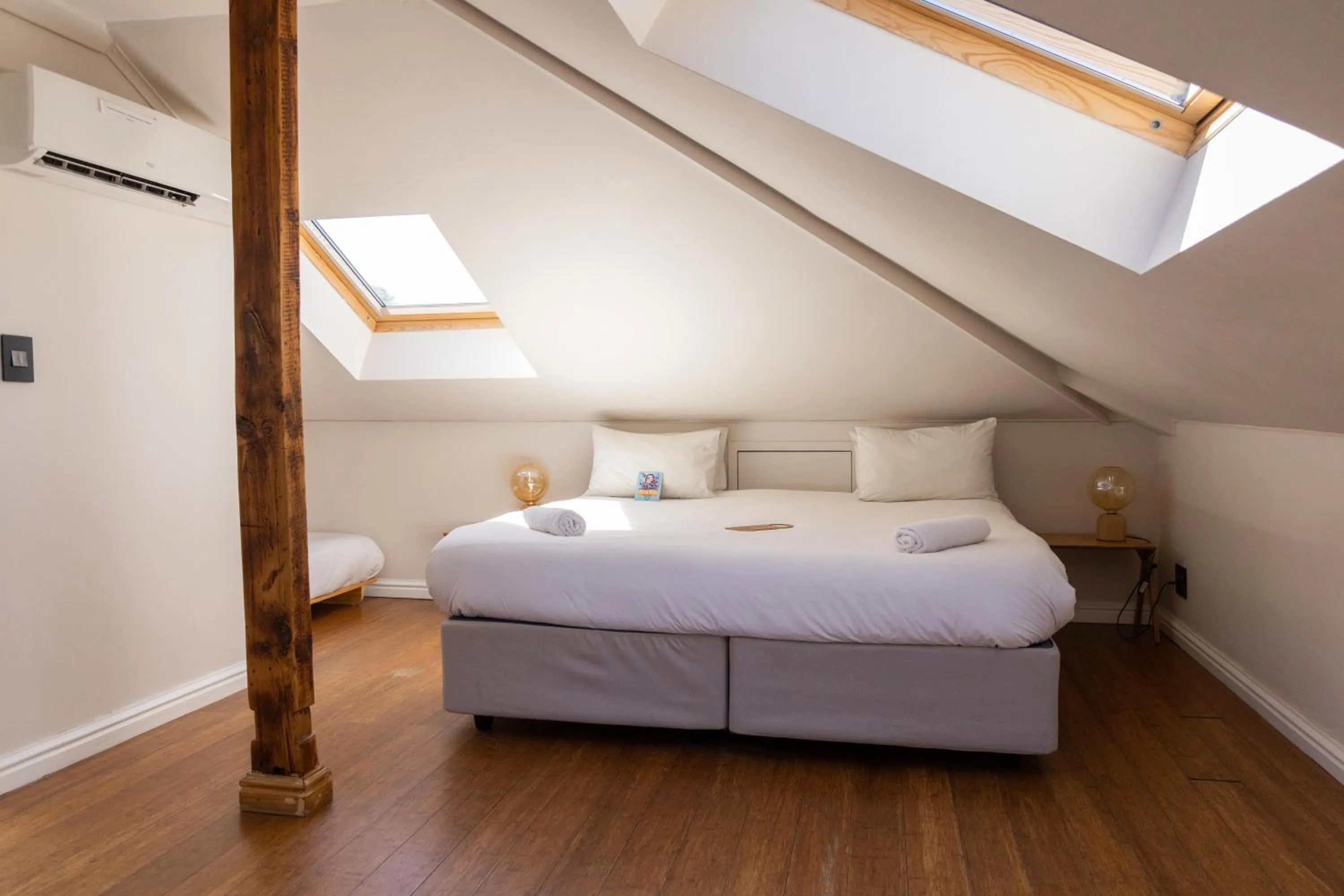 Bed in Villa Viva Cape Town