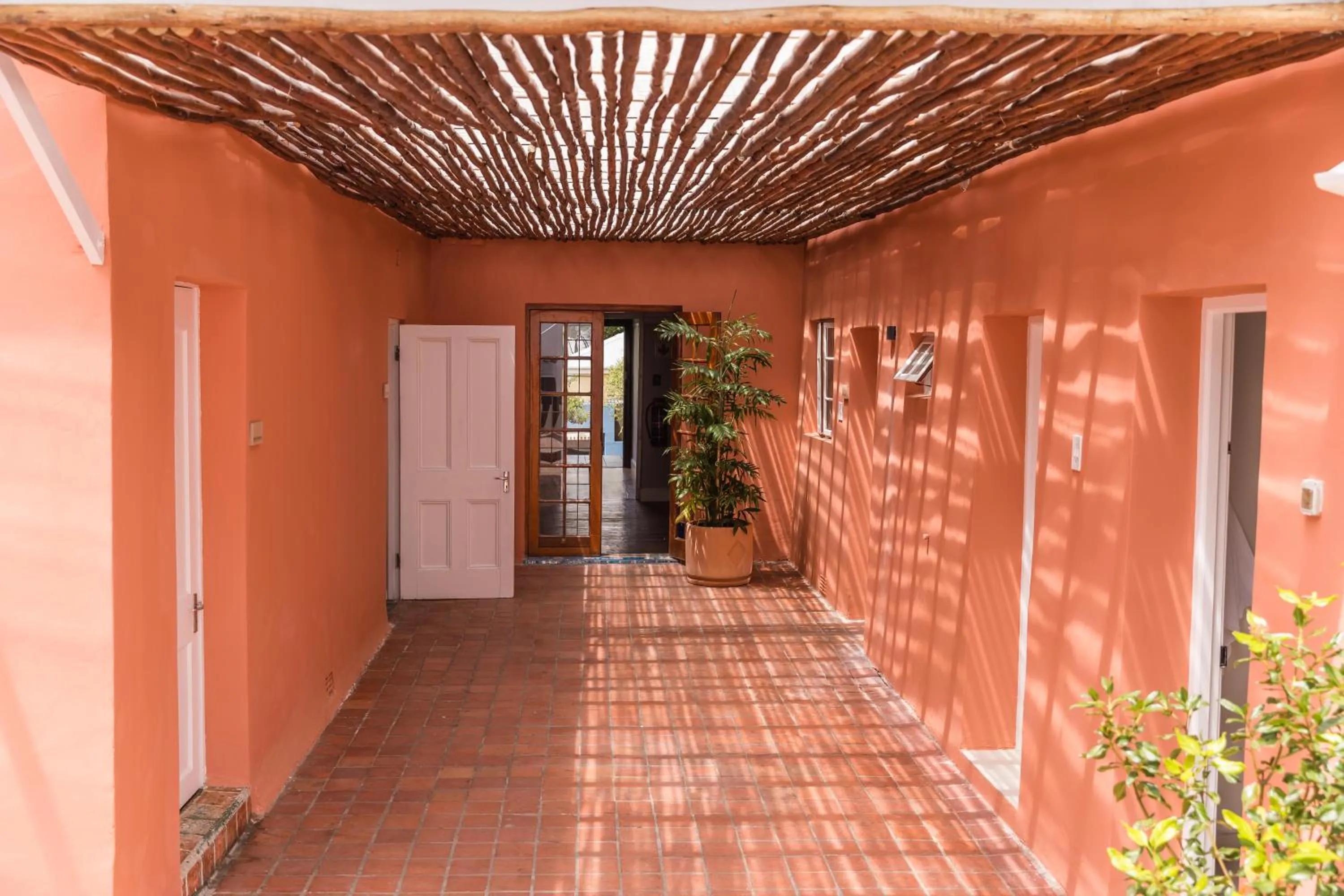 Facade/entrance in Villa Viva Cape Town