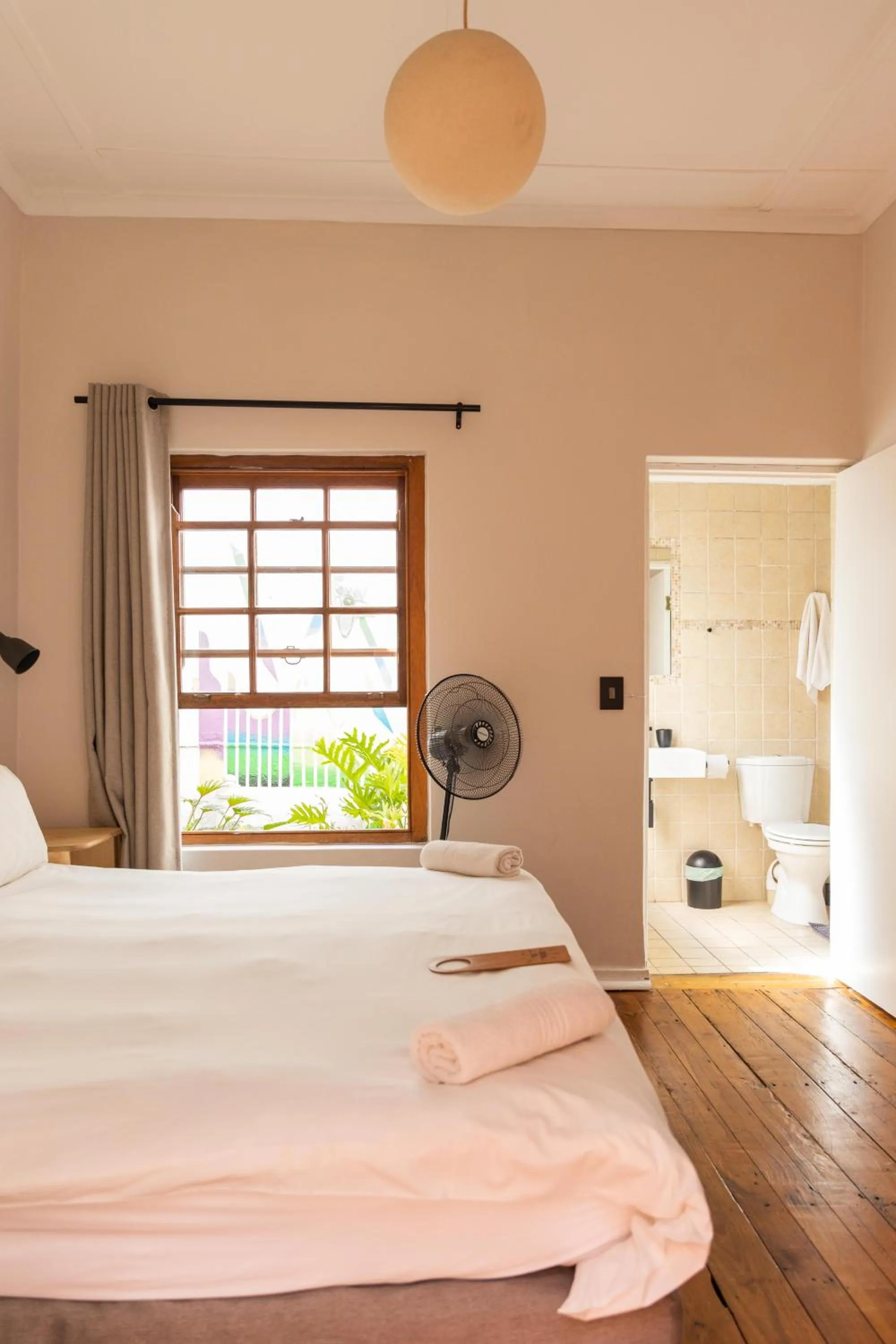 Bed in Villa Viva Cape Town