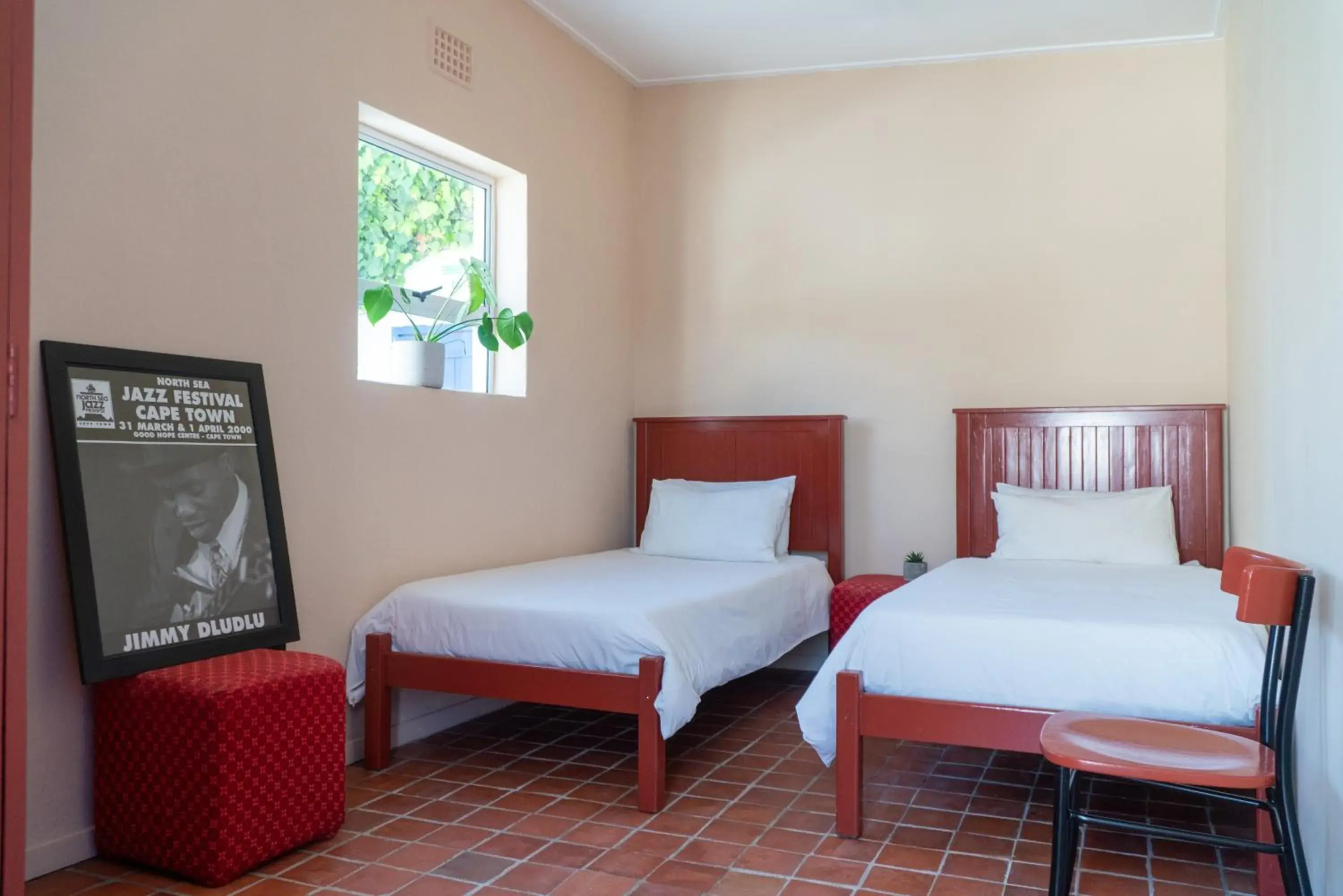 Twin Room with Shared Bathroom in Villa Viva Cape Town Twin Room with Shared Bathroom in Villa Viva Cape Town