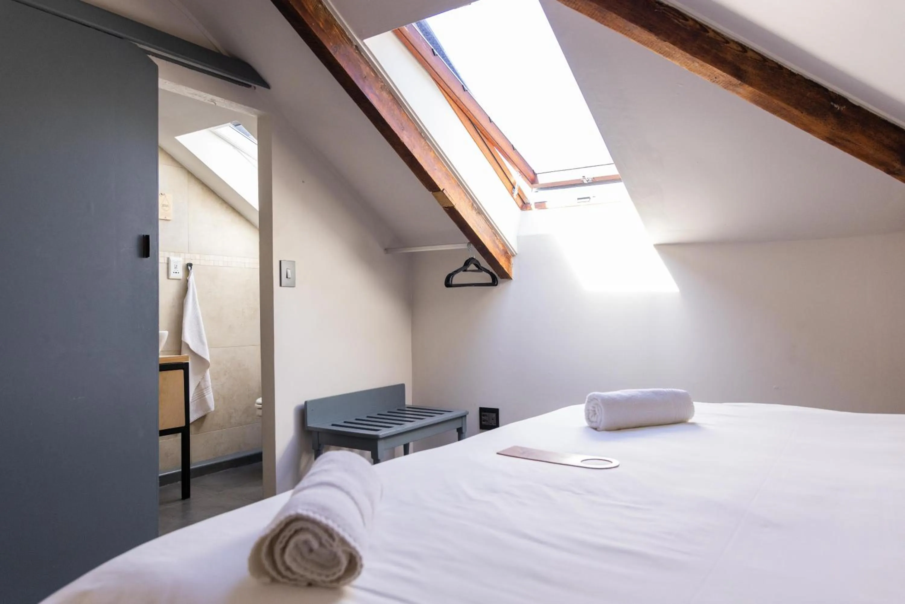 Bed in Villa Viva Cape Town