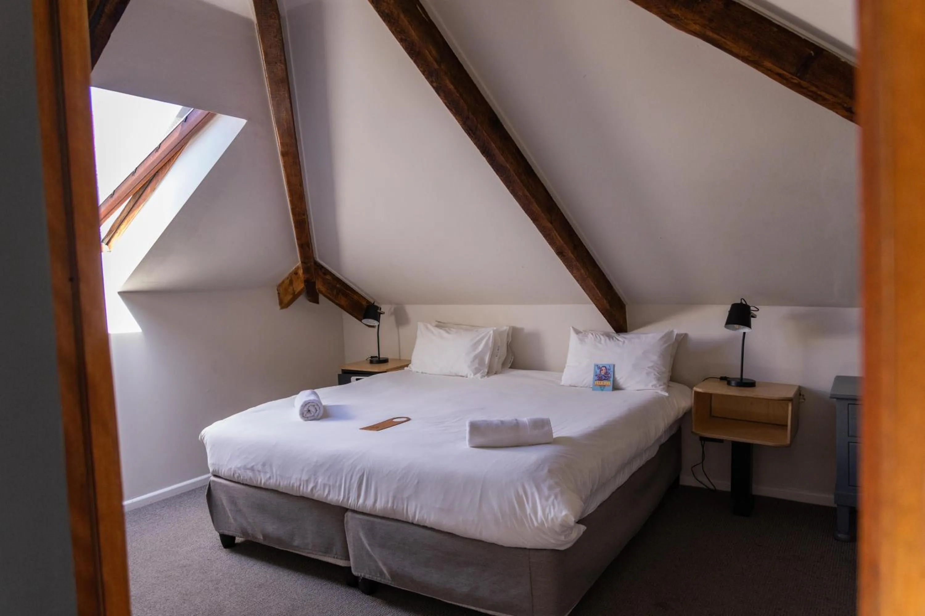 Bed in Villa Viva Cape Town