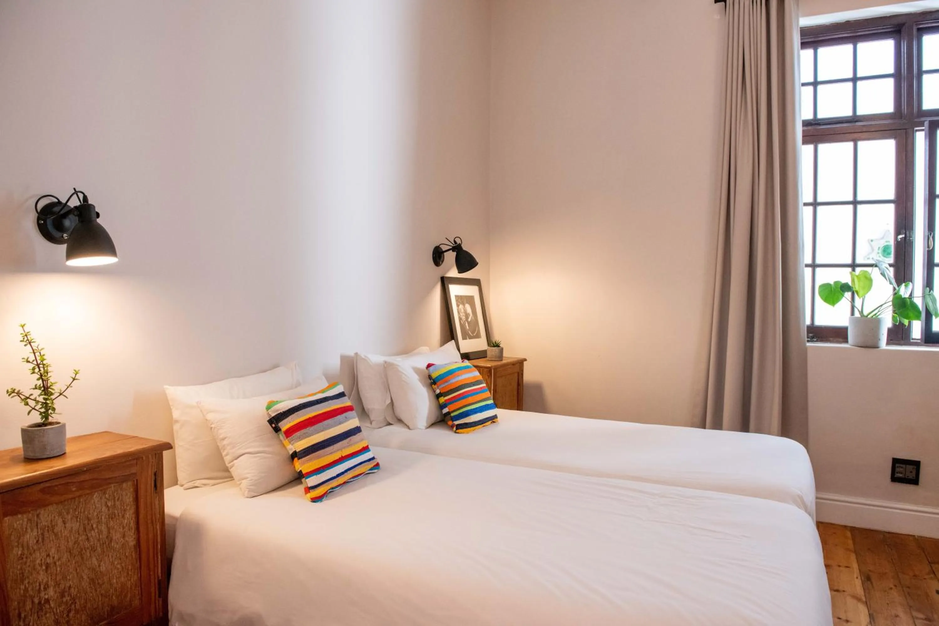 Bed in Villa Viva Cape Town