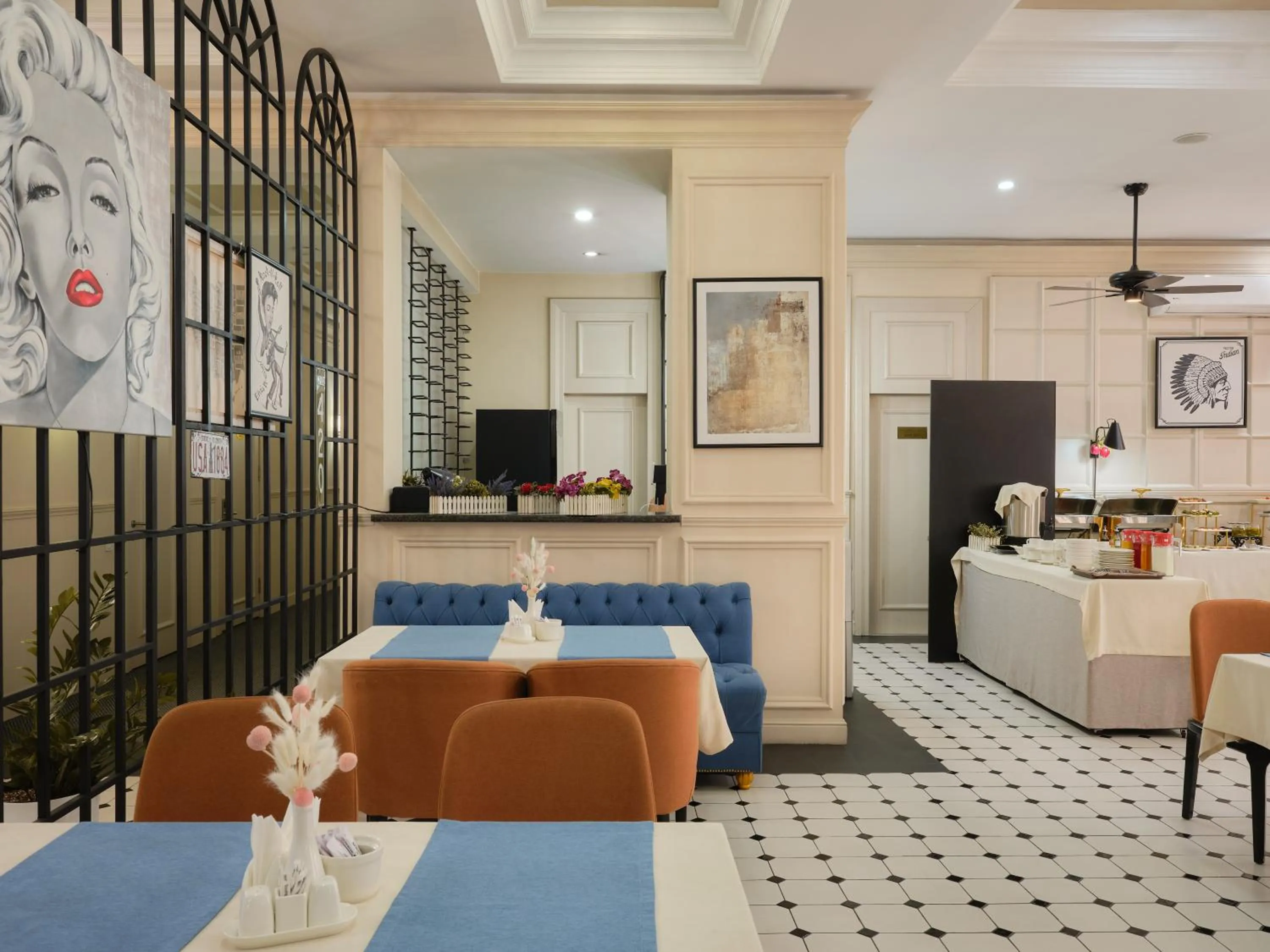 Restaurant/places to eat in Madison Ave Hotel Bishkek