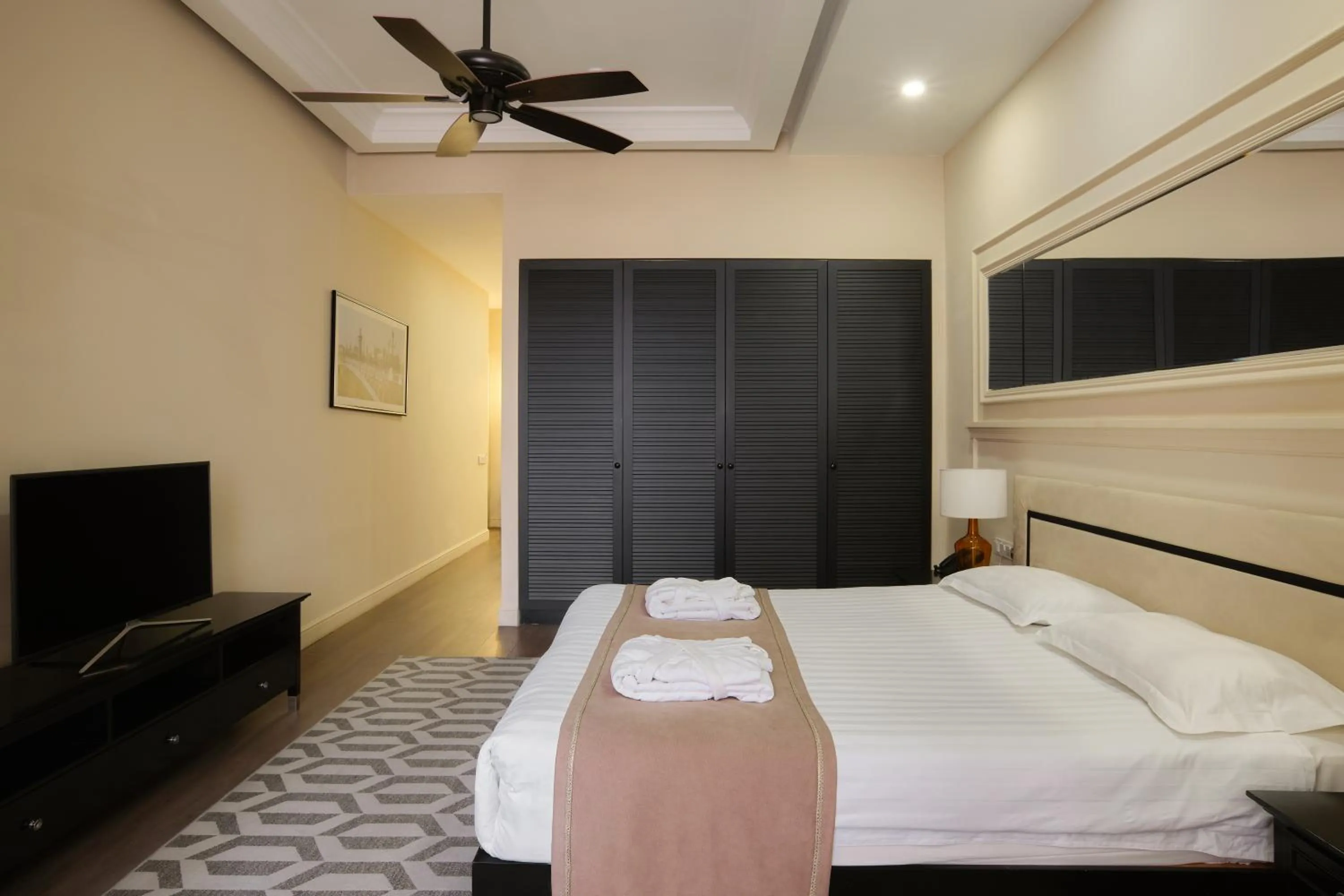 Bed in Madison Ave Hotel Bishkek