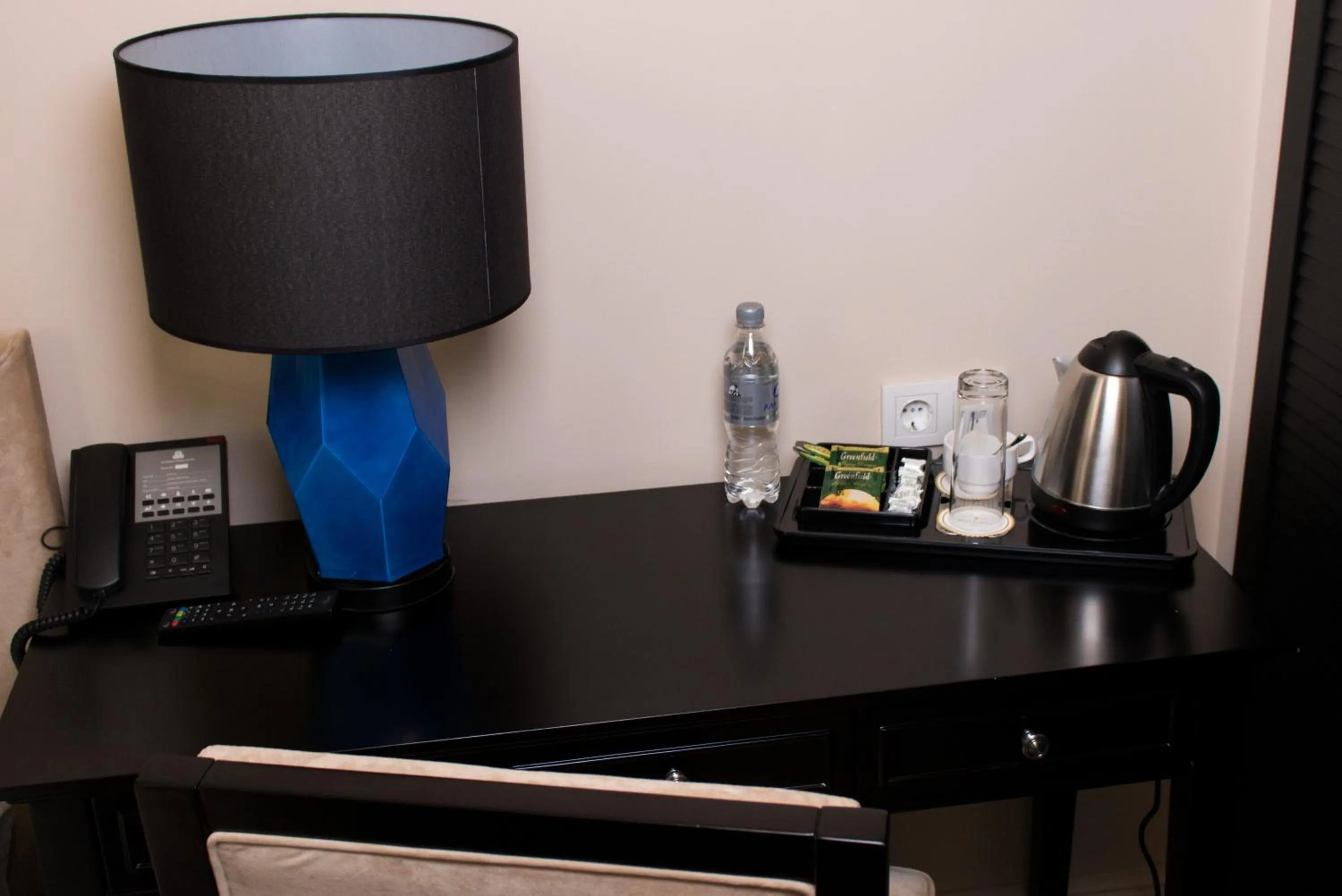 Coffee/tea facilities in Madison Ave Hotel Bishkek