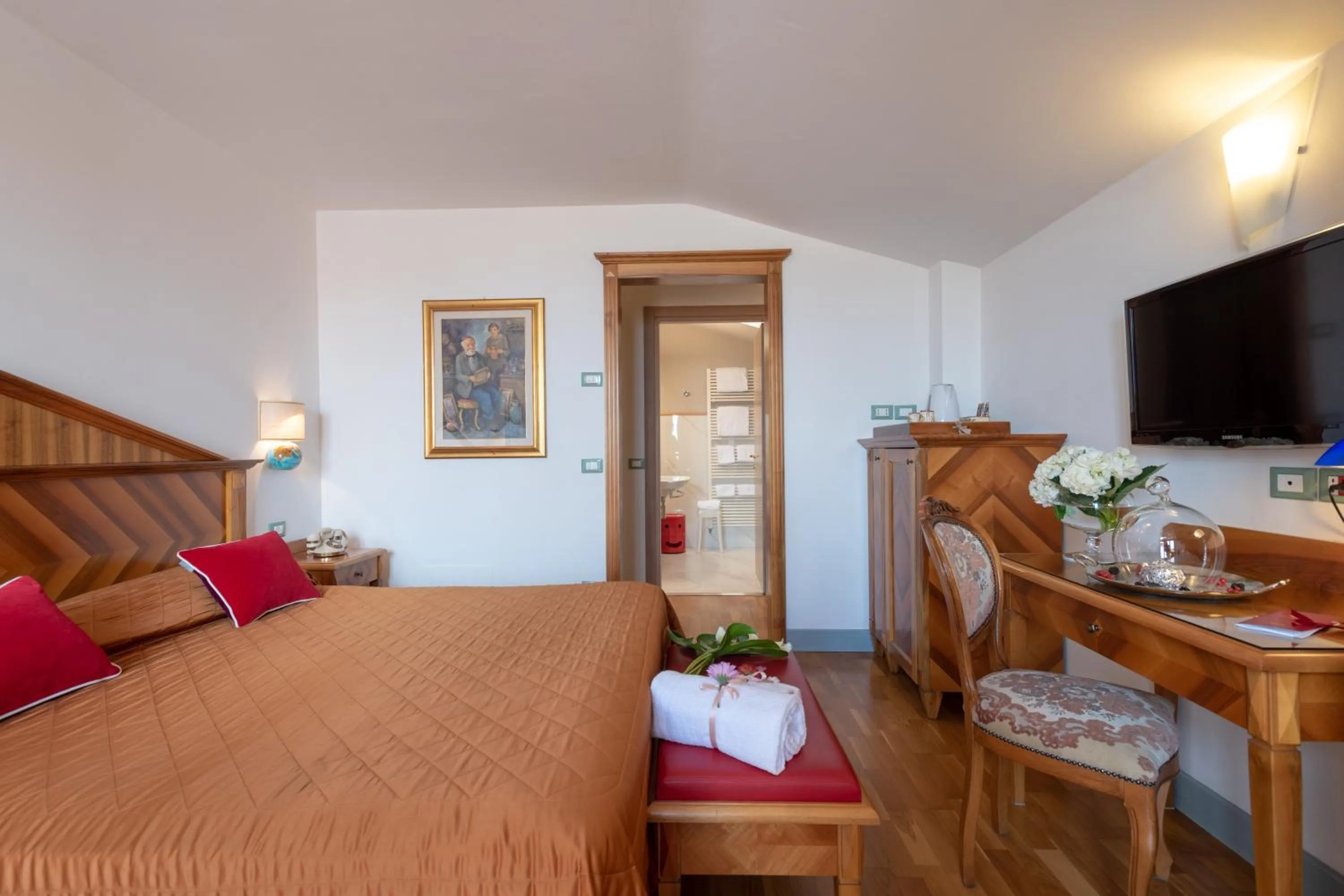 Bed in Boutique Hotel al Grappolo d'Oro