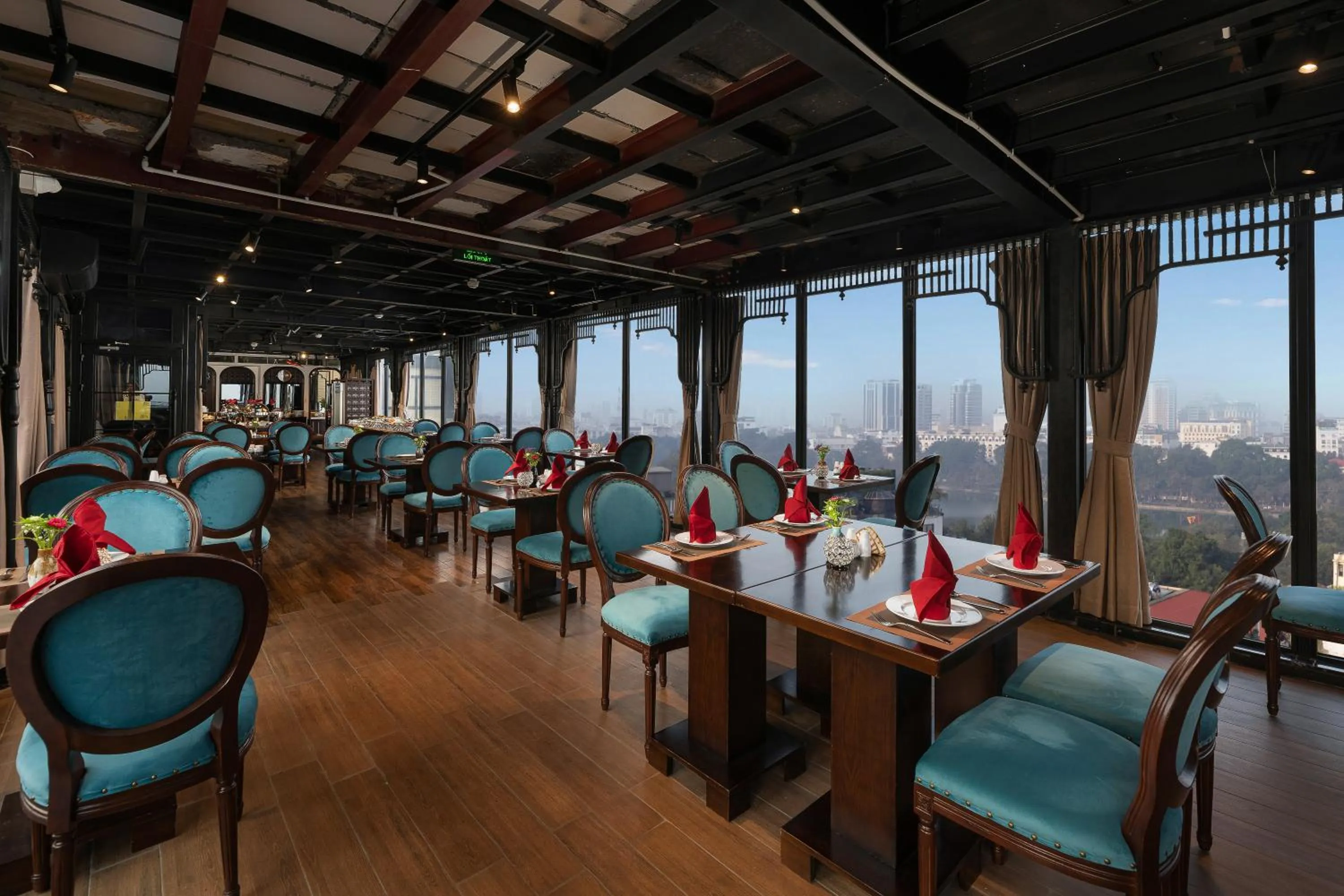 Restaurant/places to eat in Hanoi Paon Hotel Spa & Sky Bar