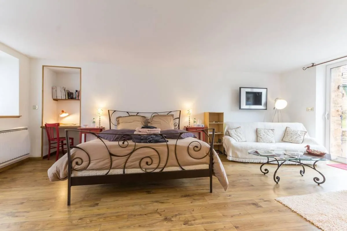 Bed in L'Escale du Banquet